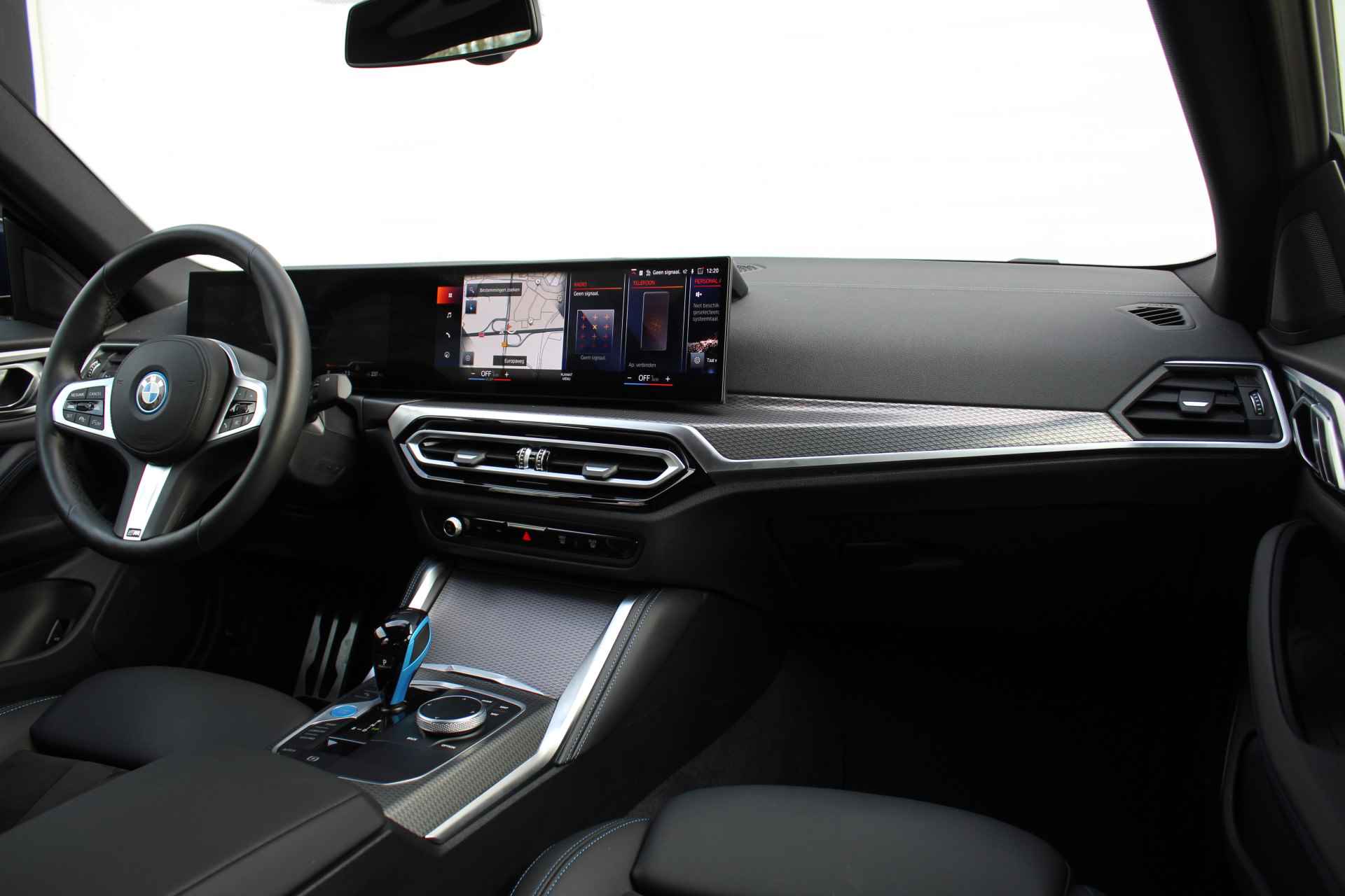 BMW i4 eDrive40 High Executive M Sport / Schuif-kanteldak / Comfort Access / Parking Assistant / Stoelverwarming - 7/34