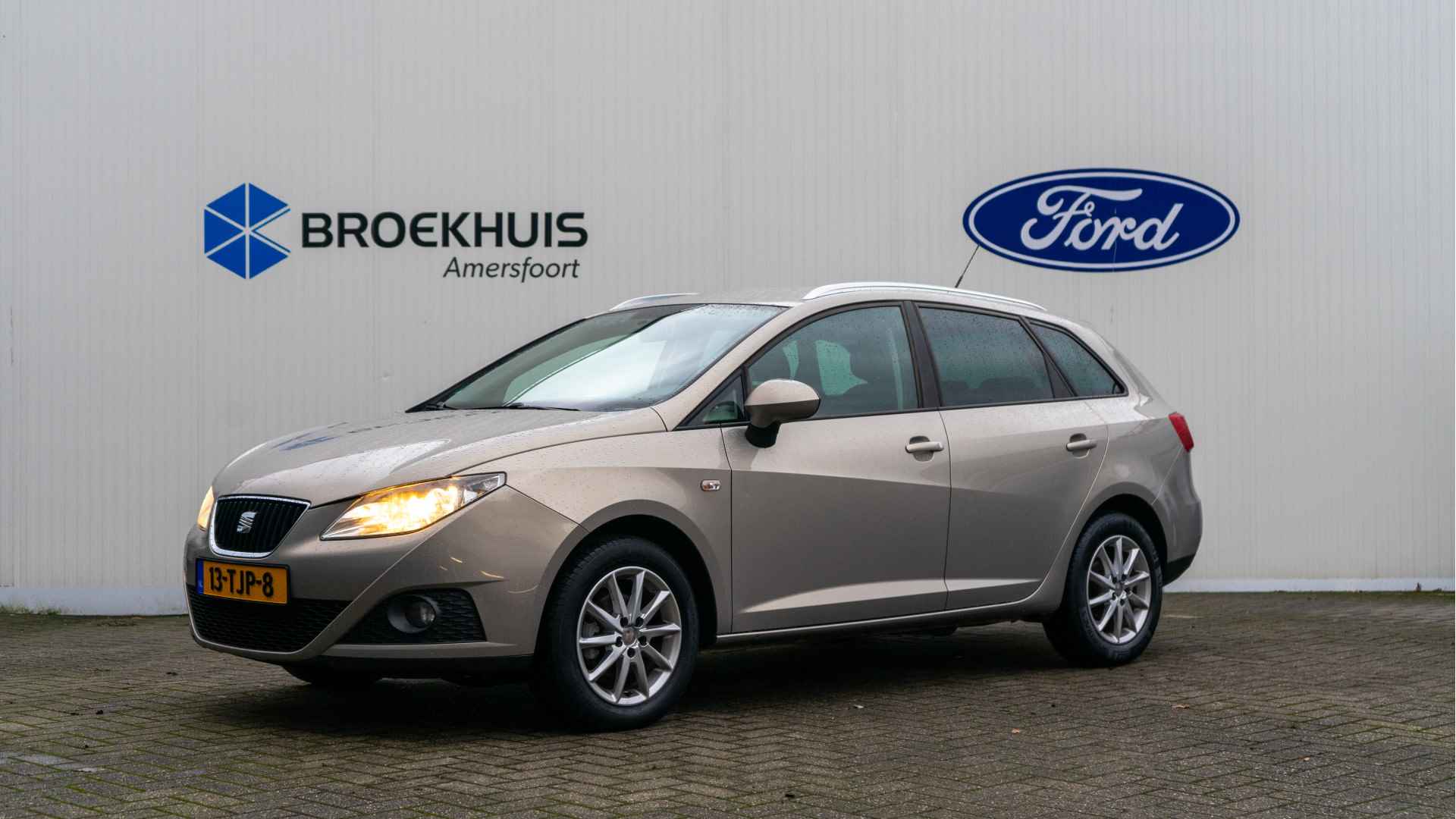 SEAT Ibiza ST 1.4 85PK Style | Van de eerste eigenaar | Airco | Lichtmetalen velgen | Cruise Control - 1/42