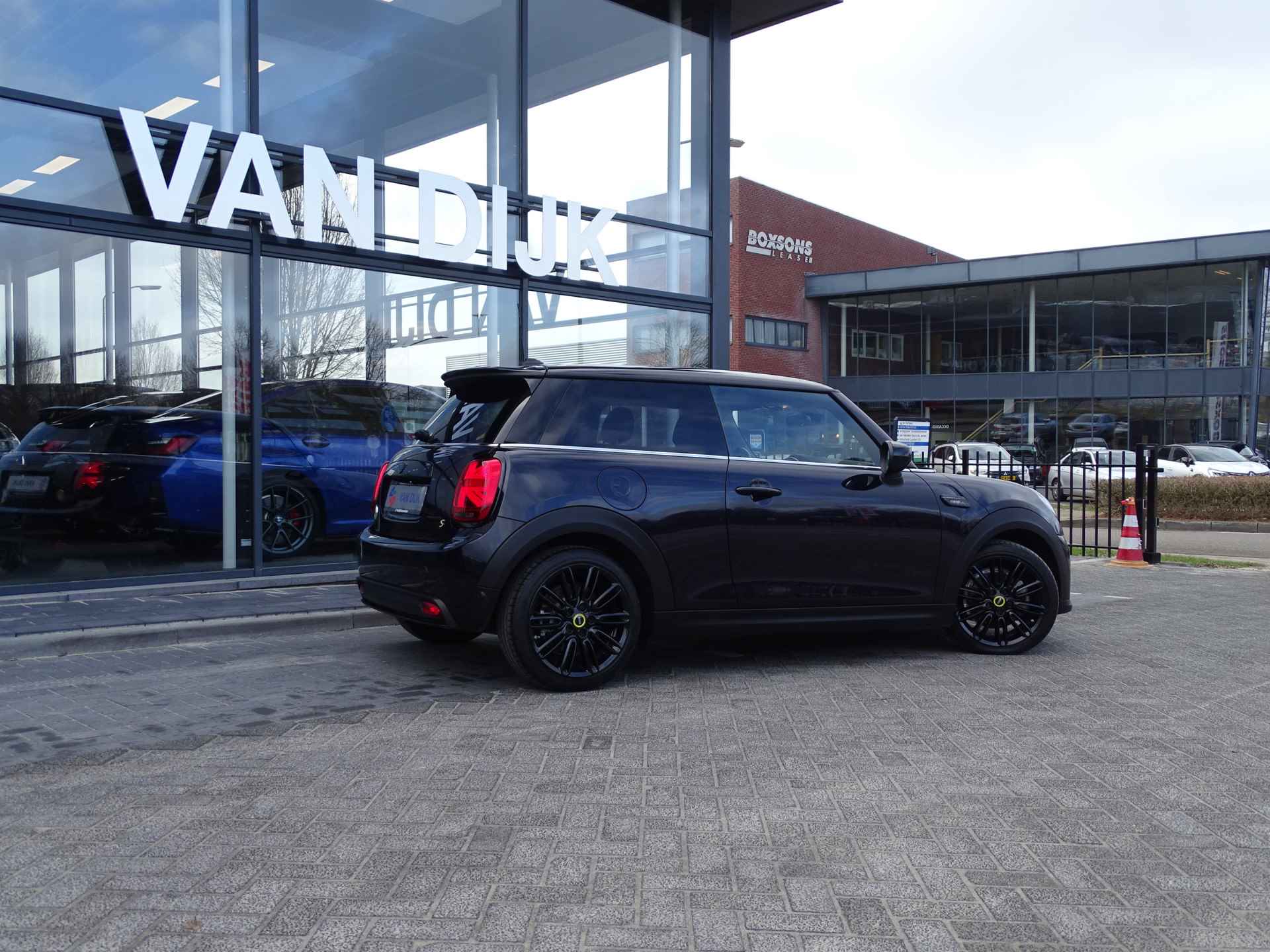 MINI Mini Electric Camden Edition Driv.Ass. kunst-leder Apple-Carplay Led Live Cockpit Plus 17" LM Velgen spoke jet black - 35/38