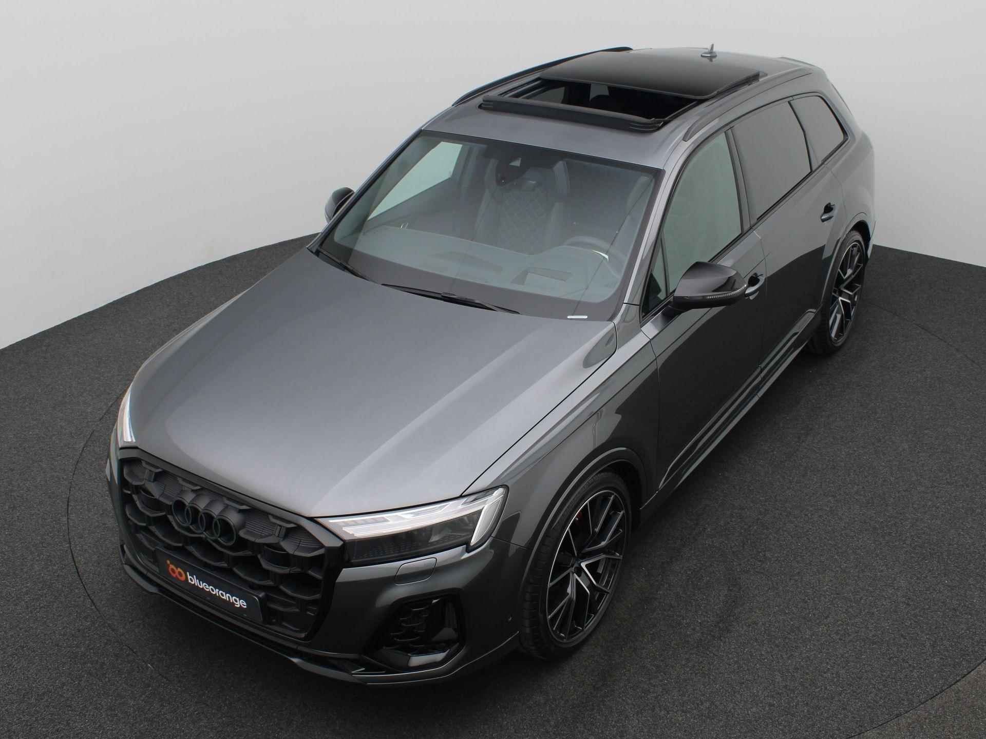 Audi Q7 4.0 TFSI SQ7 quattro 507PK S-Tronic 7-persoons advanced onderstel, panoramadak, trekhaak, standkachel, 360 gr. camera, leder, Bang&Olufsen, Laser LED,winterpakket Plus, stoelventilatie, alarm, 22'' lichtmetaal - 15/70