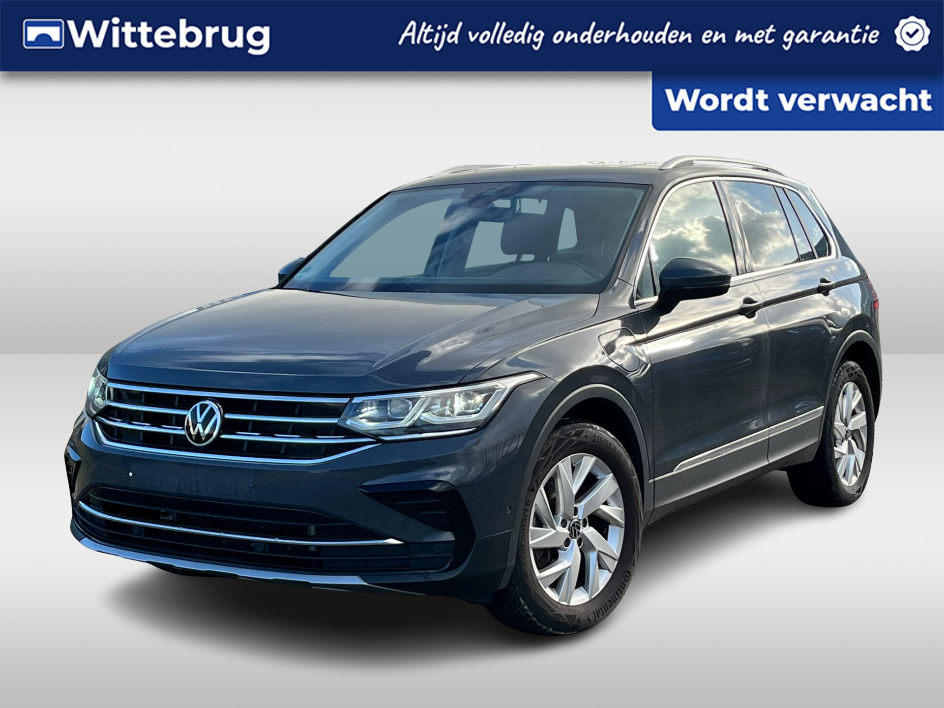 Volkswagen Tiguan 1.4 TSI eHybrid 245PK DSG Elegance / Panoramadak / Zwenkbare Trekhaak / Digitale Cockpit / Achteruitrijcamera / Elektrische Achterklep / Stuur + Stoelverwarming