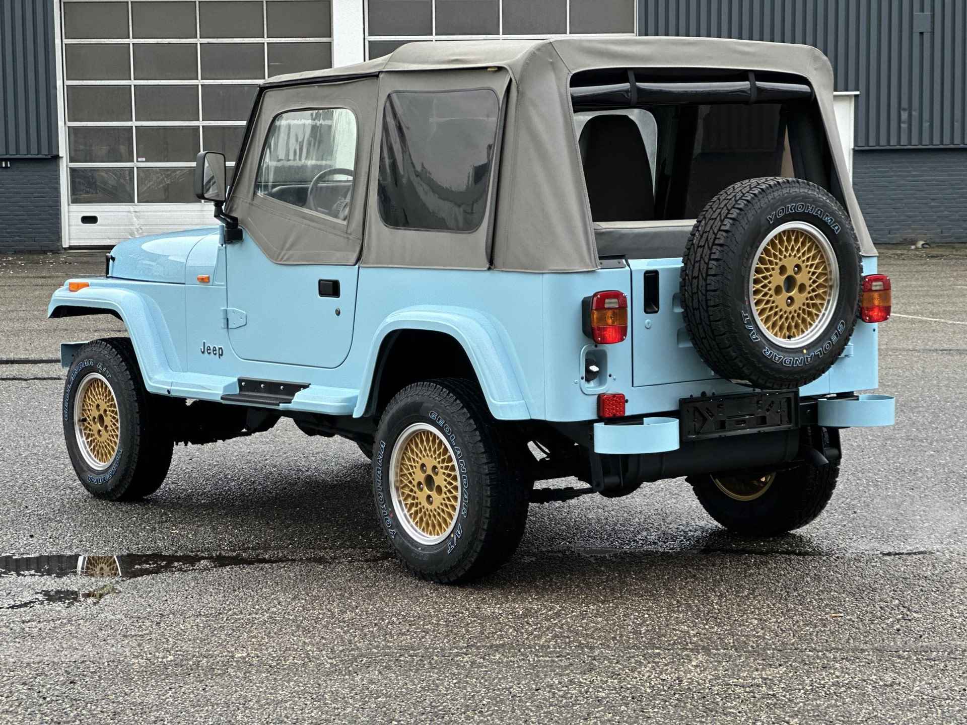 Jeep Wrangler 4.0i Wagon - 6/21