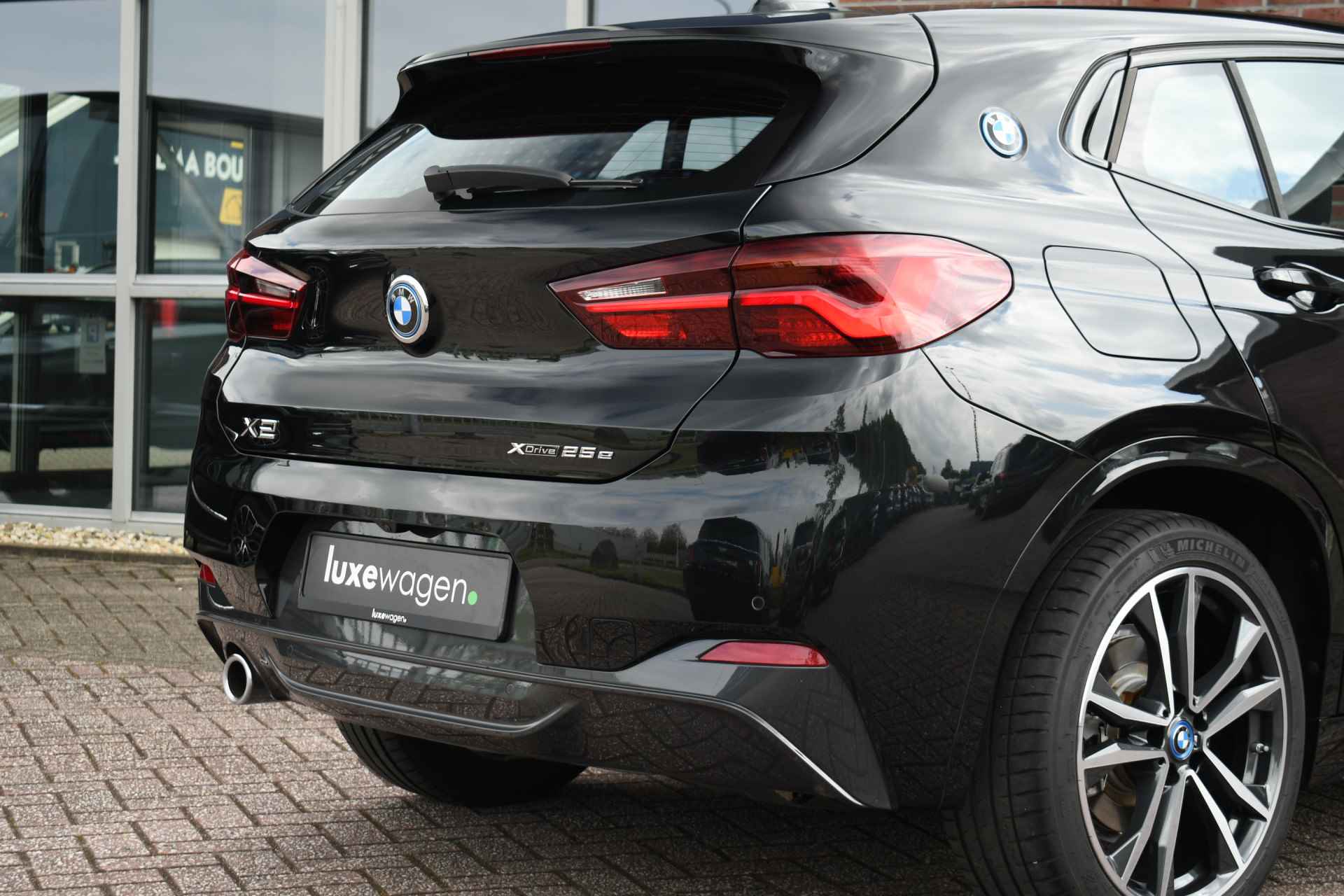 BMW X2 xDrive25e 220pk M-Sport ACC Camera El-Klep 19inch Shadowline - 22/79