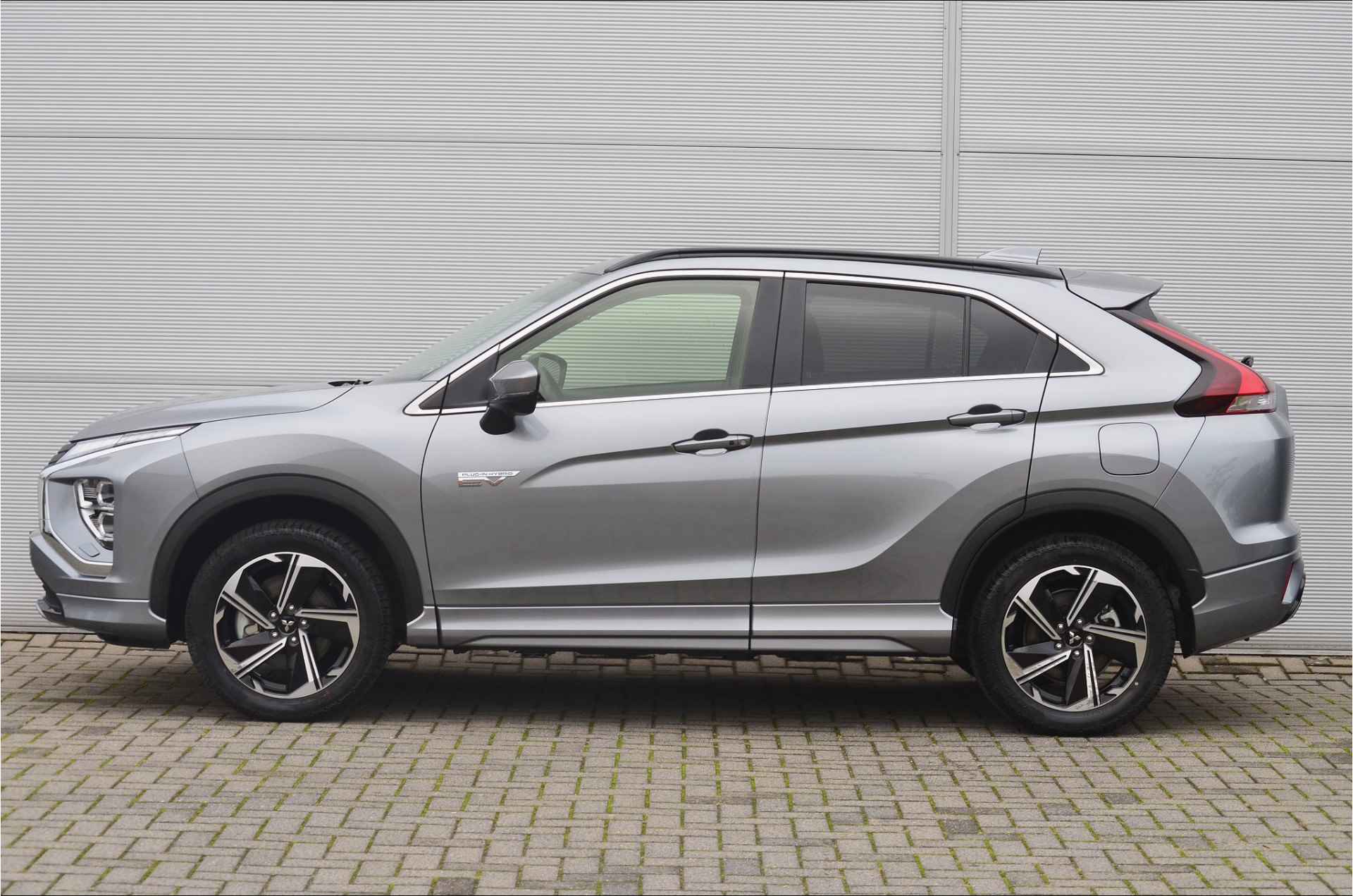 Mitsubishi Eclipse Cross PHEV 2.4 EXECUTIVE 4WD | PLUG IN HYBRID | ALL SEASON BANDEN | ADAPTIEF CRUISE | FABRIEKGARANTIE TOT 21-12-2031* | ALL-IN RIJKLAARPRIJS - 7/50