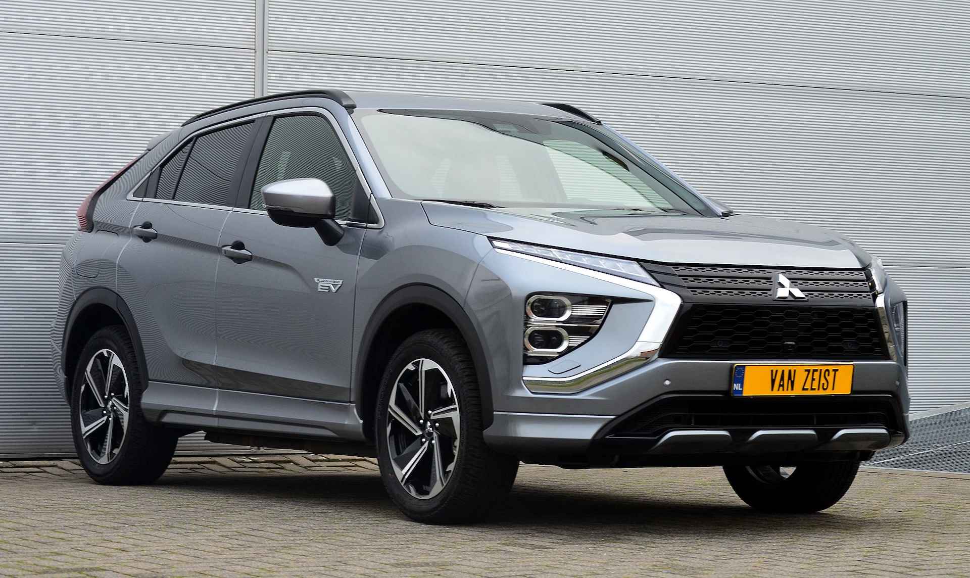 Mitsubishi Eclipse Cross PHEV 2.4 EXECUTIVE 4WD | PLUG IN HYBRID | ALL SEASON BANDEN | ADAPTIEF CRUISE | FABRIEKGARANTIE TOT 21-12-2031* | ALL-IN RIJKLAARPRIJS - 13/50