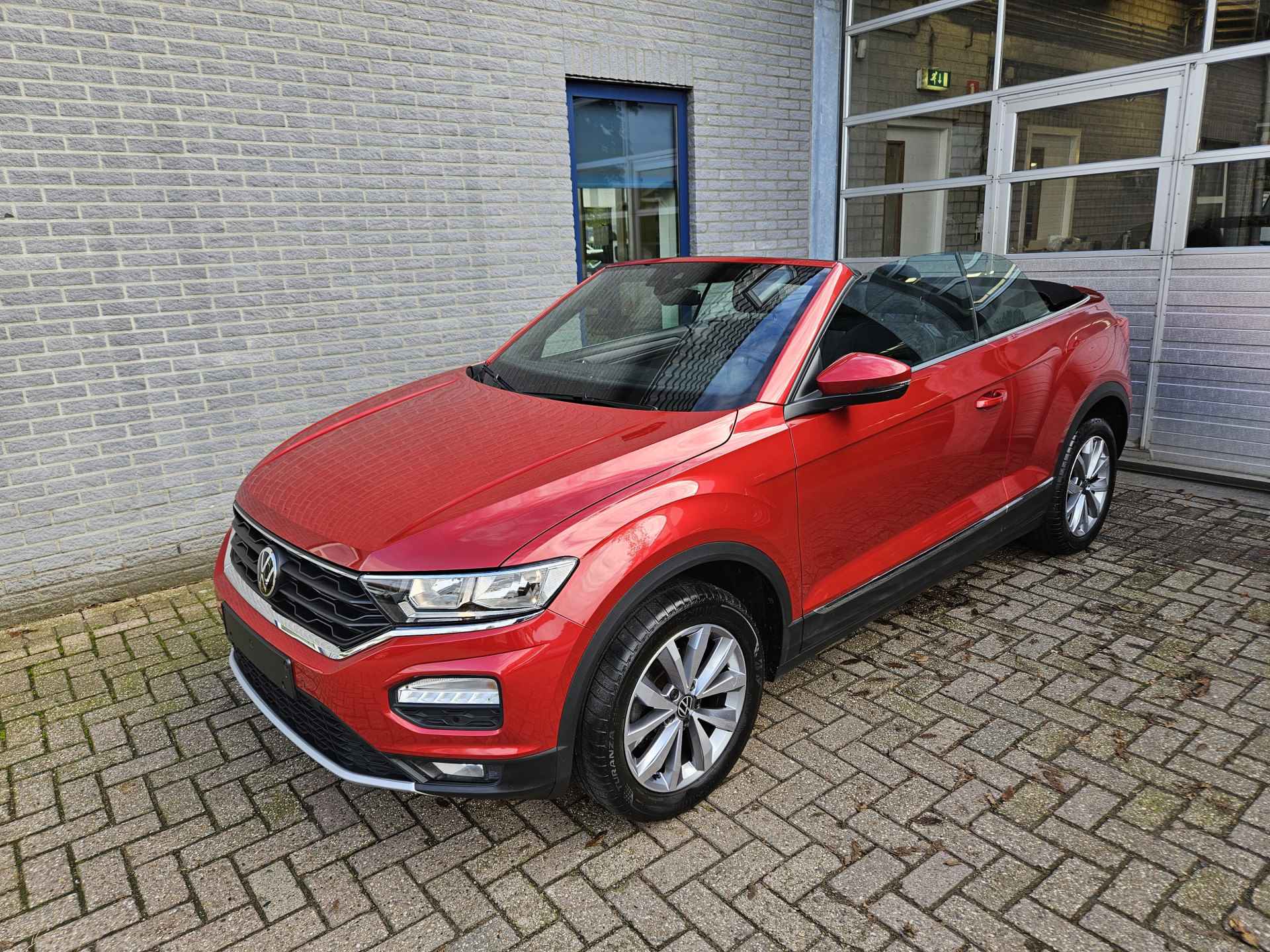 Volkswagen T-Roc Cabrio 1.5 TSI Style Inclusief Afleveringskosten - 8/31