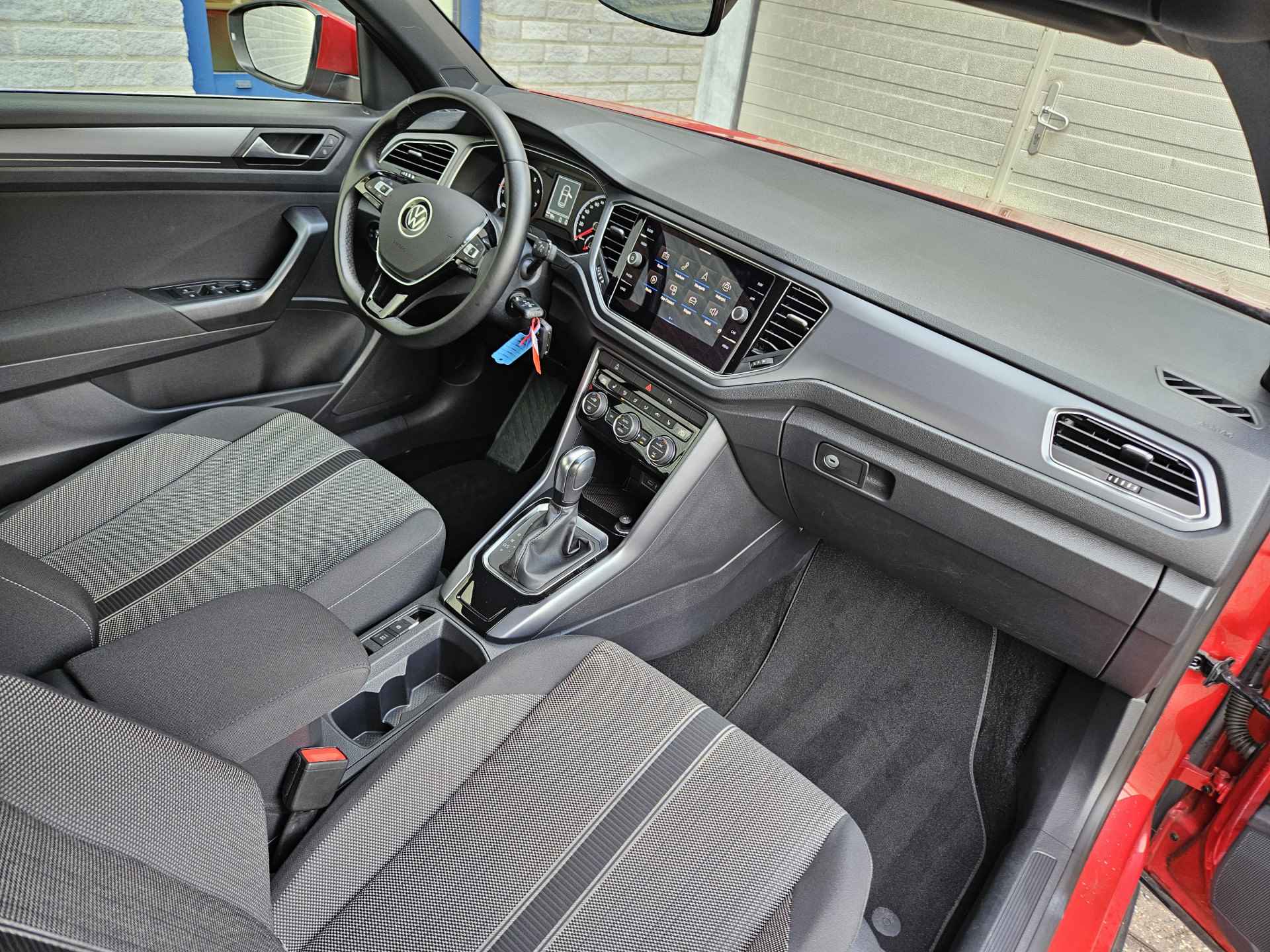 Volkswagen T-Roc Cabrio 1.5 TSI Style Inclusief Afleveringskosten - 21/31