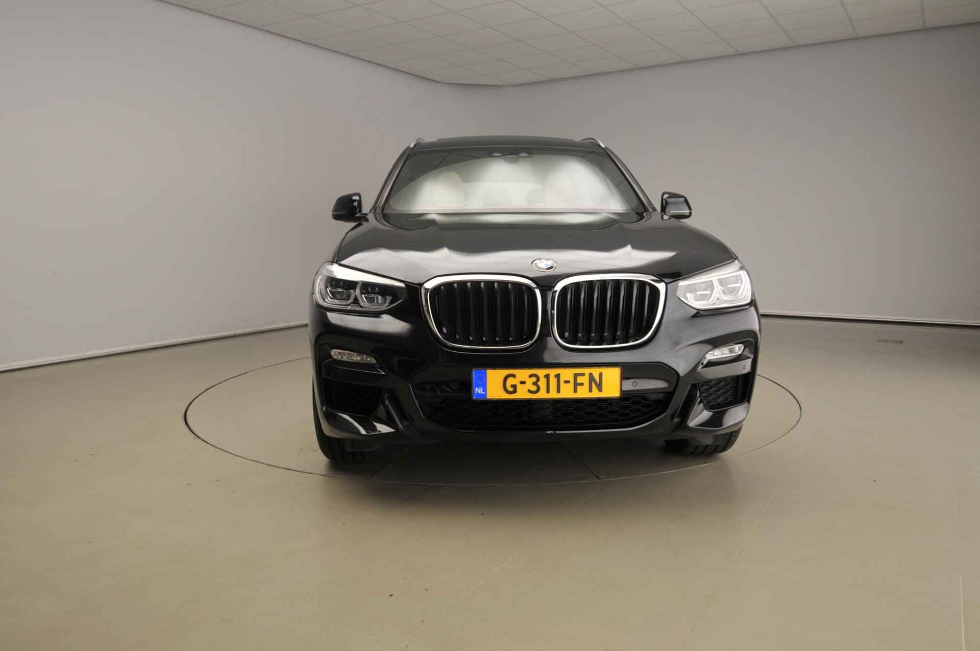 BMW X3 sDrive20i | M-Sportpakket | LED | Leder | Navigatie | Schuifdak | Sportstoelen | Stoelverwarming | Chrome line | DAB | Hifi speakers | Alu 19 inch - 6/46