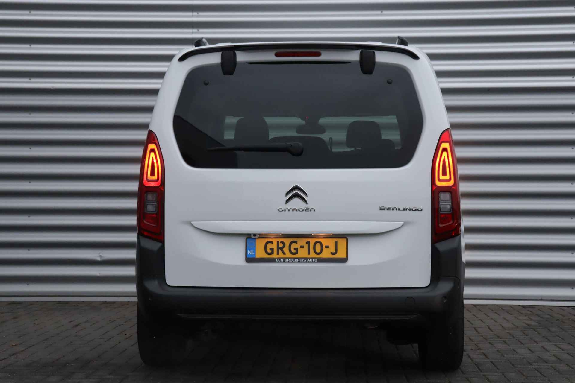 Citroën Berlingo 1.2 PURETECH 130PK SHINE AUTOMAAT / NAVI / CLIMA / LED / PDC / 16" LMV / CAMERA / KEYLESS / BLUETOOTH / CRUISECONTROL / 1E EIGENAAR / NIEUWSTAAT !! - 8/36