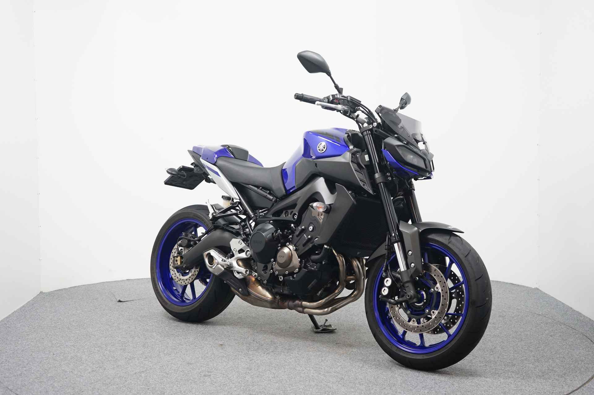 Yamaha MT-09 ABS - 2/14