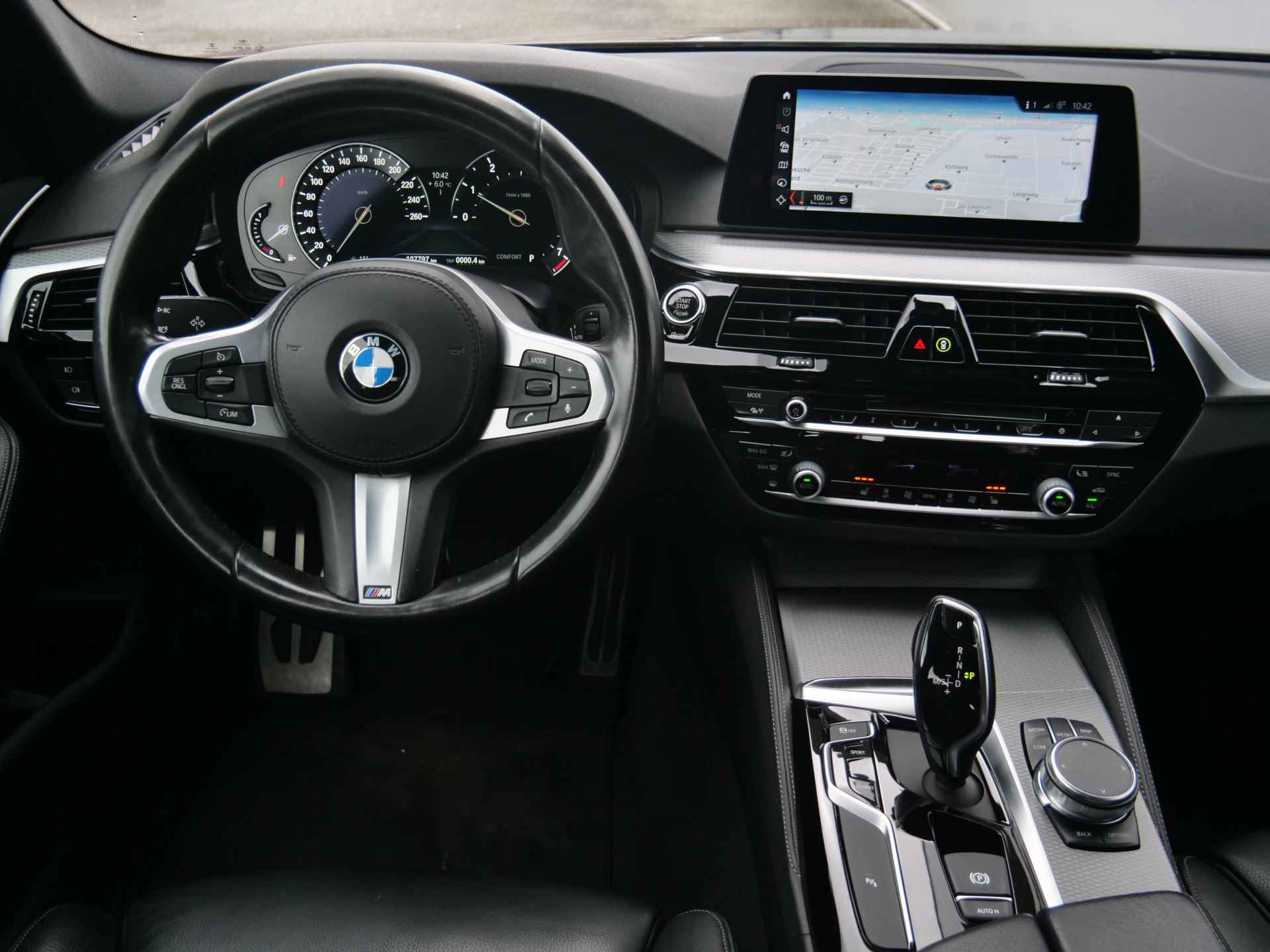 BMW 5 Serie 520i 184pk High Executive Automaat M-Pakket LED / Leder / Navigatie / Comfortstoelen - 23/52