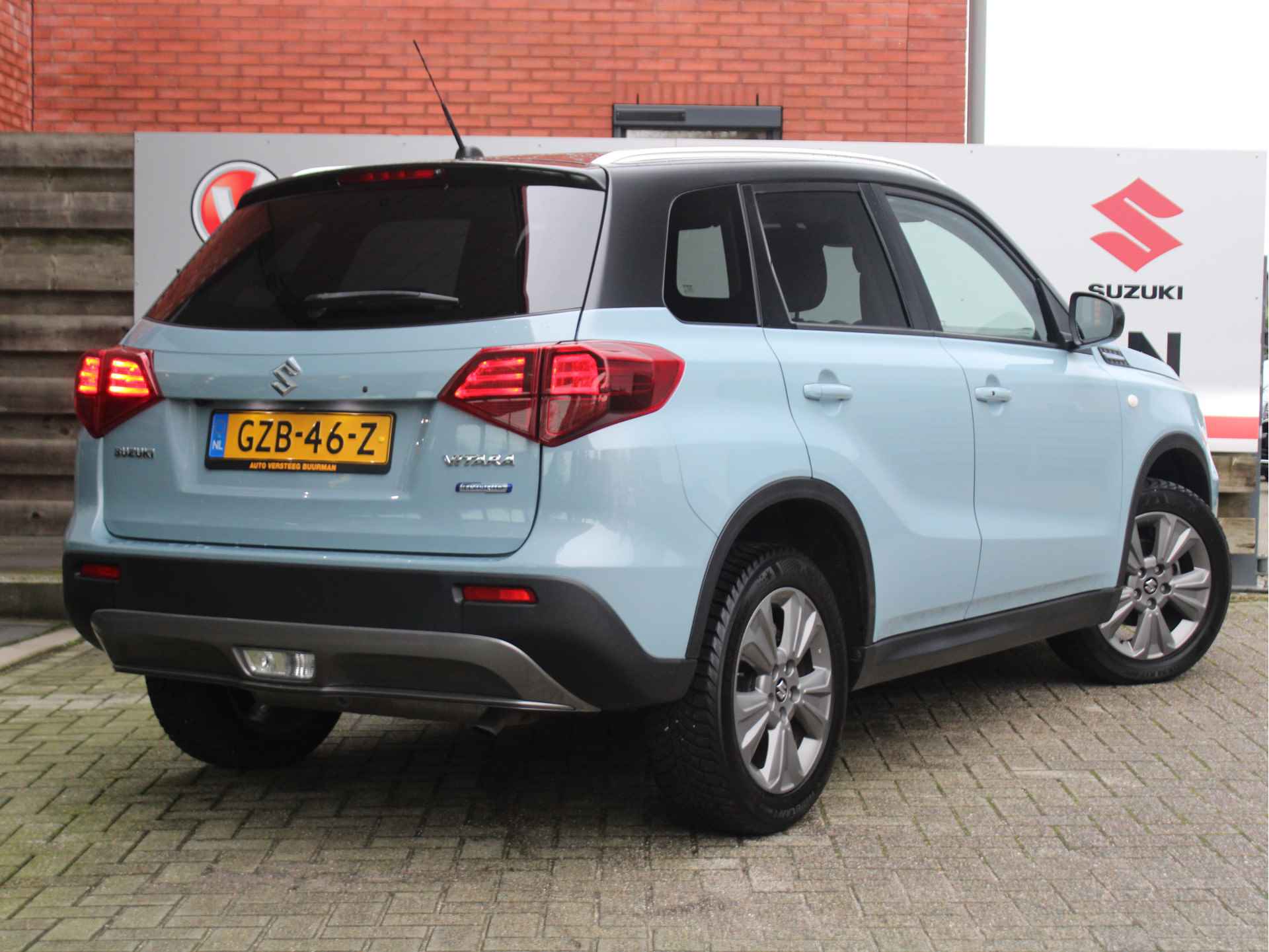 Suzuki Vitara 1.4 Boosterjet Select Automaat 1500KG trekgewicht! Achteruitrijcamera, Bluetooth, Climate Control, Adaptieve Cruise Control - 3/37