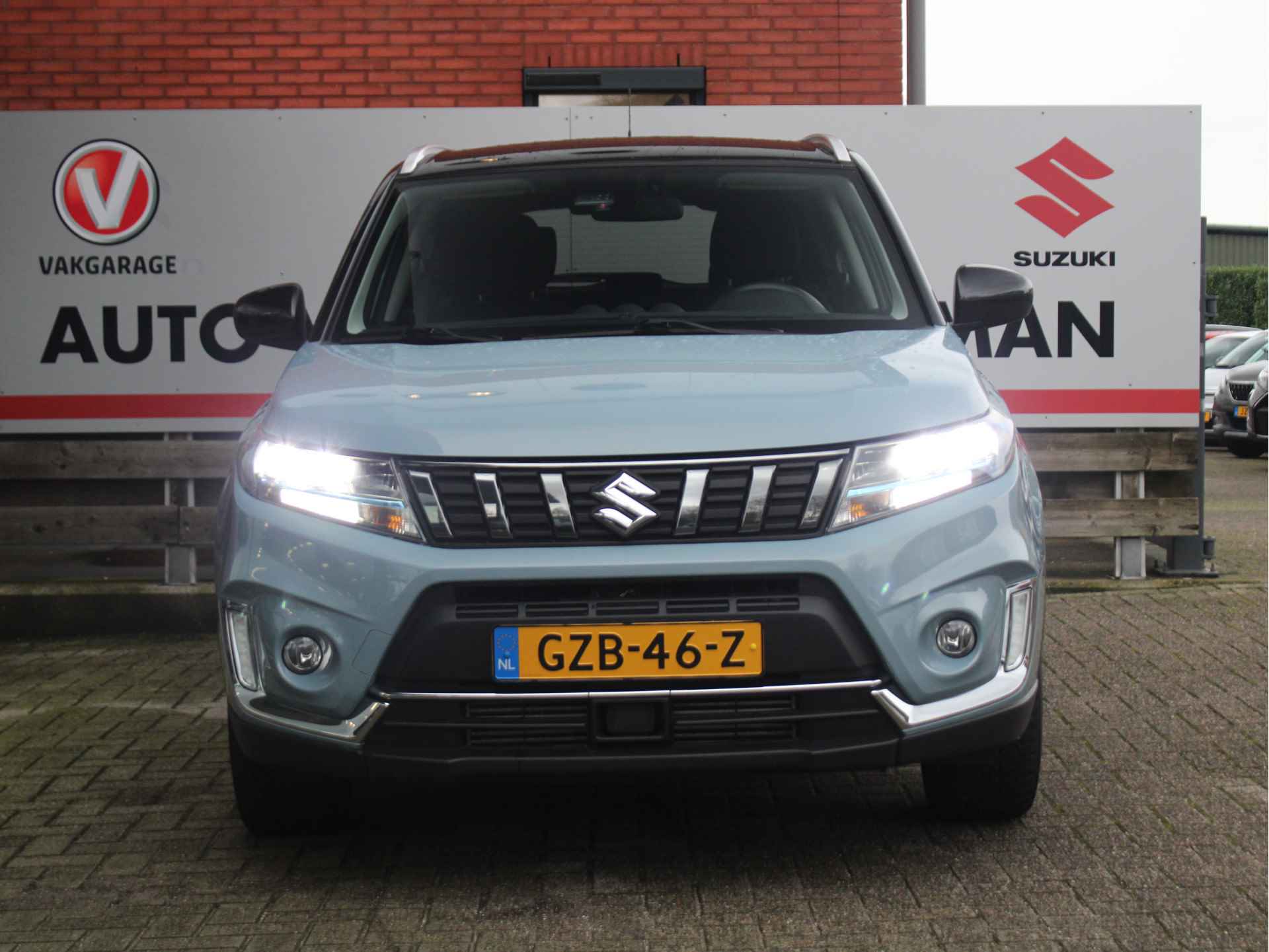 Suzuki Vitara 1.4 Boosterjet Select Automaat 1500KG trekgewicht! Achteruitrijcamera, Bluetooth, Climate Control, Adaptieve Cruise Control - 10/37