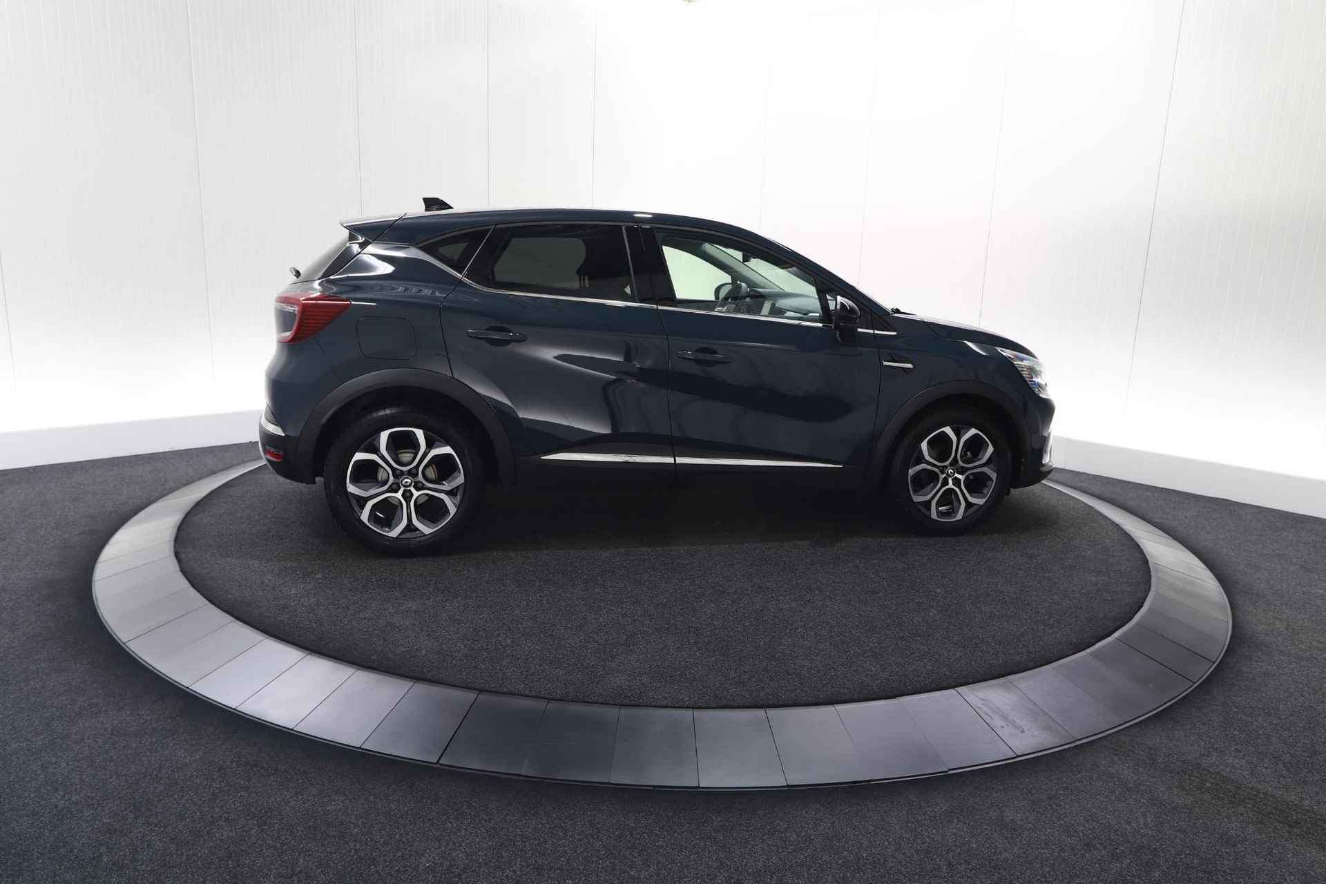 Renault Captur Mild Hybrid 140 EDC Techno | Pack Winter | Camera | Navigatie | Parkeersensoren - 10/84