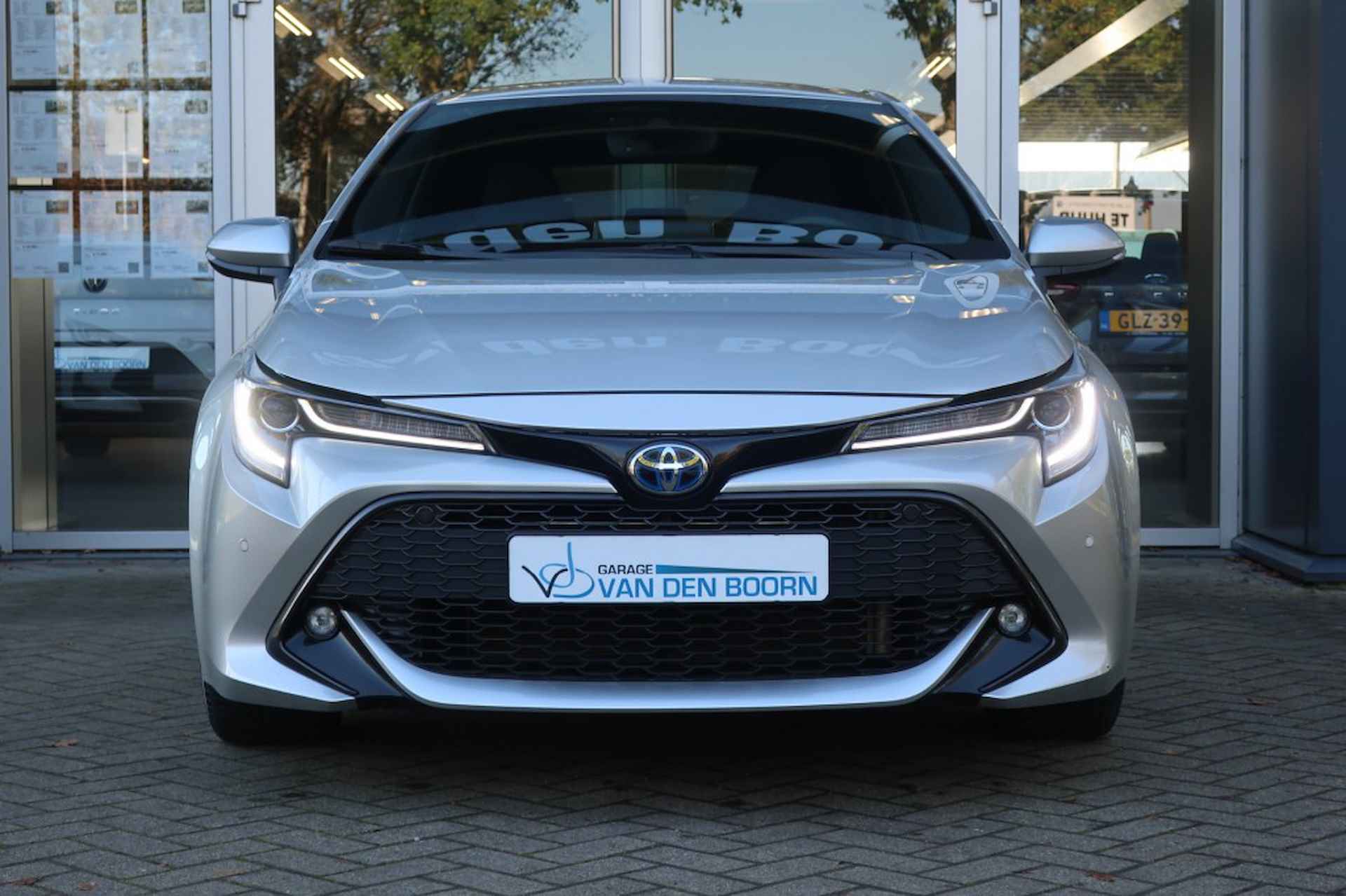 TOYOTA Corolla COROLLA HYBRID, All Season Banden, Clima, Apple Carplay/ Android - 2/33