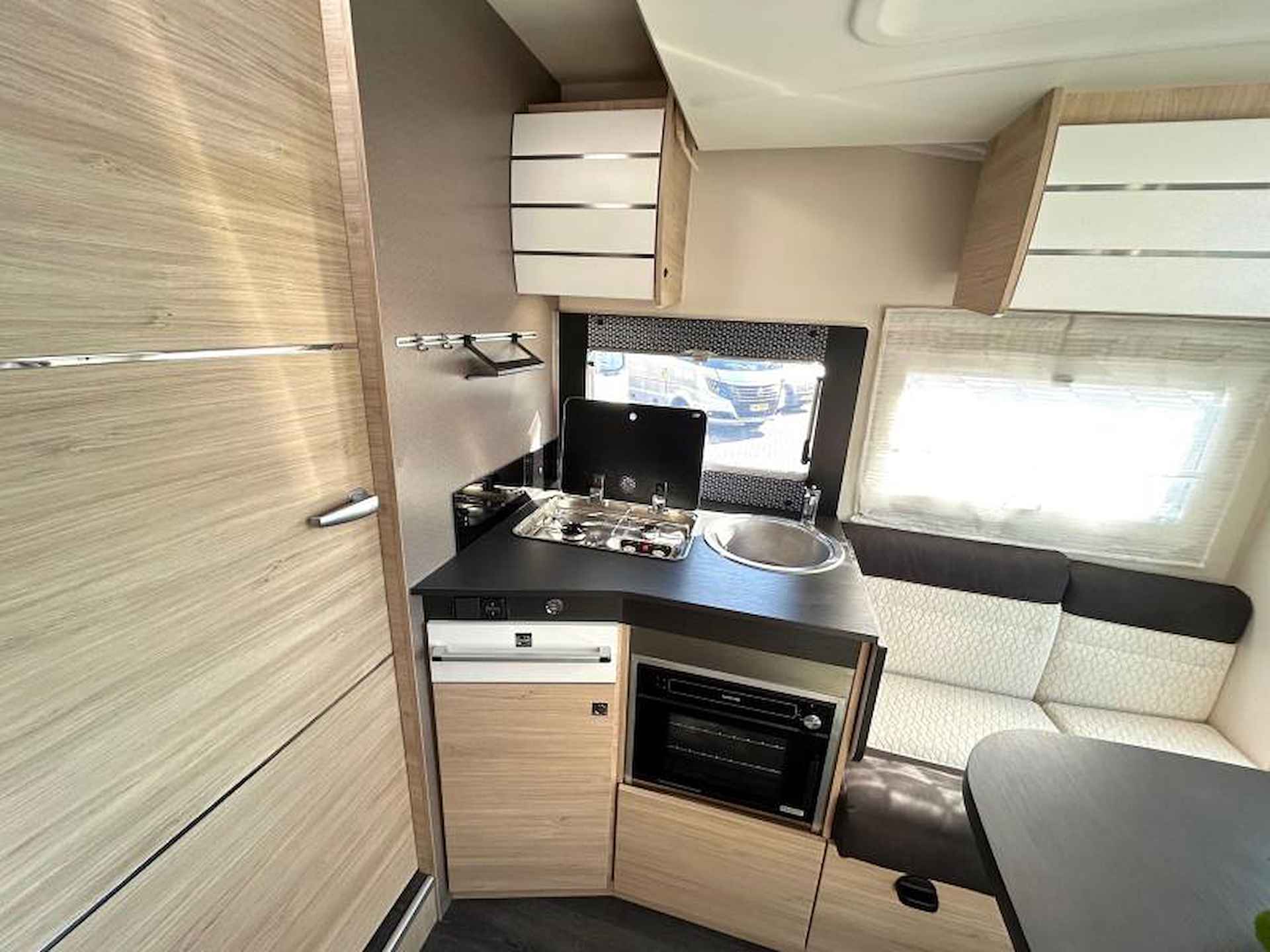 Chausson Titanium VIP 777 GA enkele-bedden/automaat - 13/25