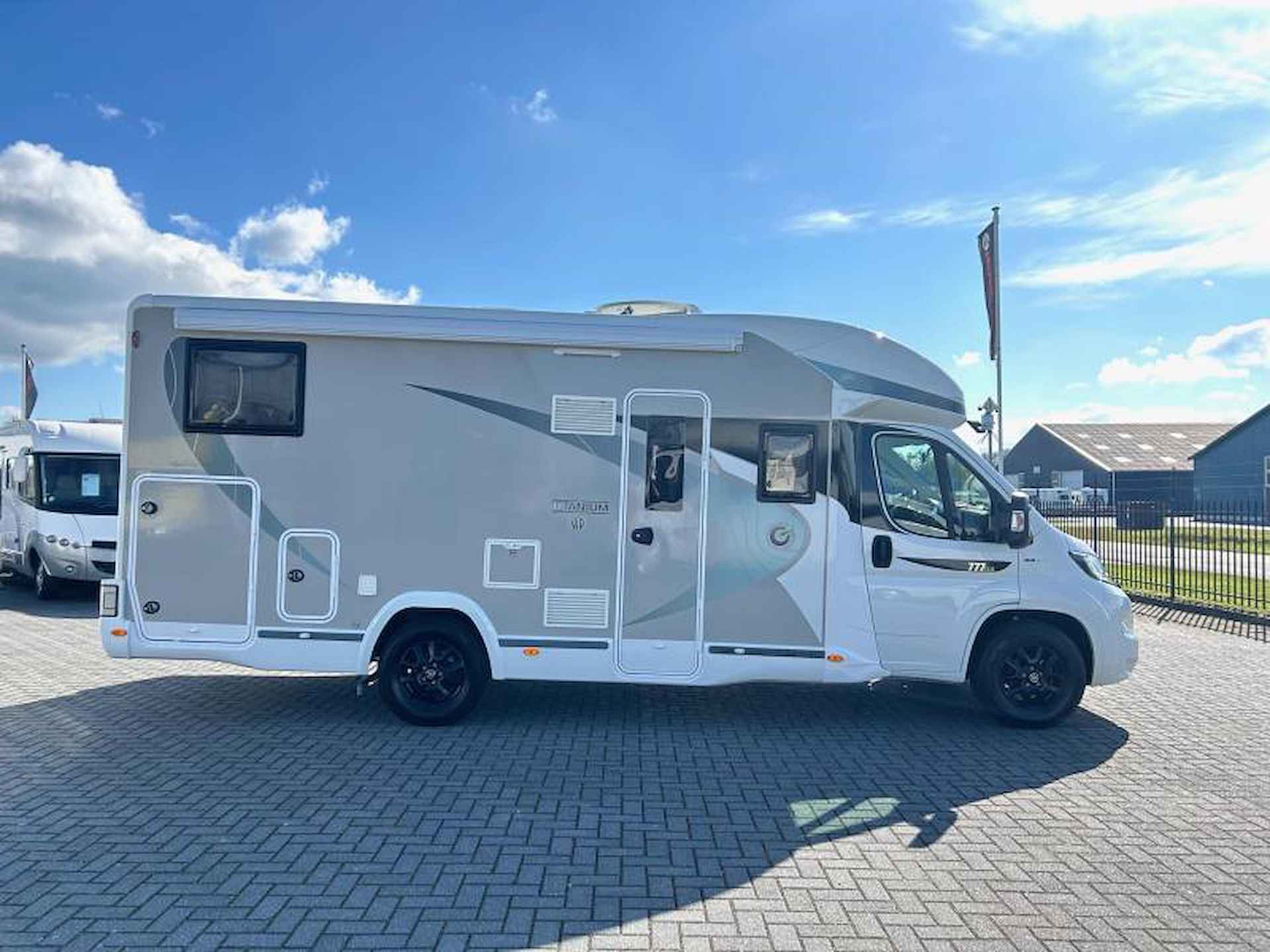 Chausson Titanium VIP 777 GA enkele-bedden/automaat - 22/25