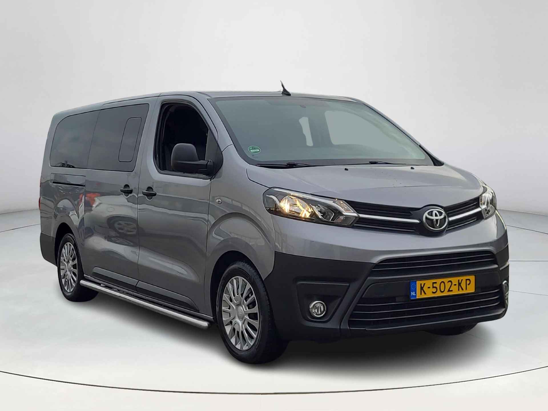 Toyota PROACE Shuttle 2.0 D-4D Navigator Long 9 Persoons | Automaat | Rijklaarprijs incl. garantie | - 8/29