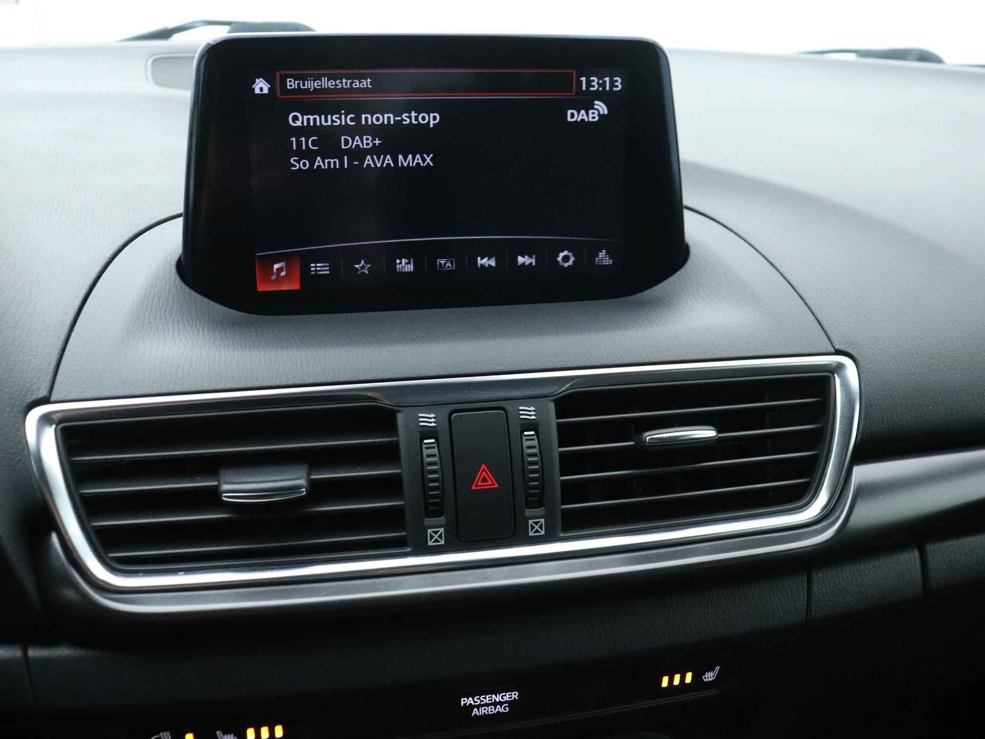 Mazda 3 2.0 SkyActiv-G 120 GT-M 120 PK | Navigatie | Camera | Trekhaak | Adaptive Cruise Control | Climate Control | Stoelverwarming | Parkeersensoren | LED | Lichtmetalen velgen | Privacy glass | - 14/23