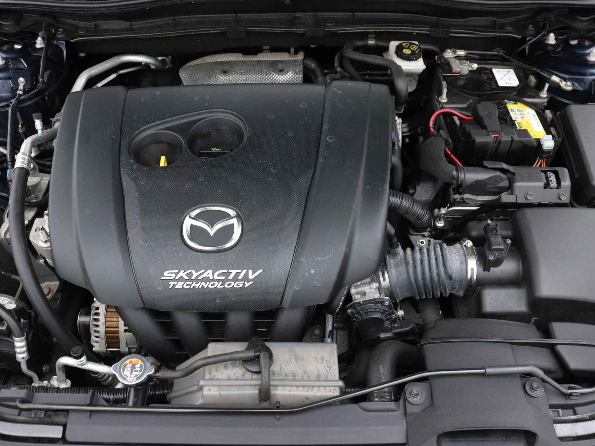Mazda 3 2.0 SkyActiv-G 120 GT-M 120 PK | Navigatie | Camera | Trekhaak | Adaptive Cruise Control | Climate Control | Stoelverwarming | Parkeersensoren | LED | Lichtmetalen velgen | Privacy glass | - 20/23