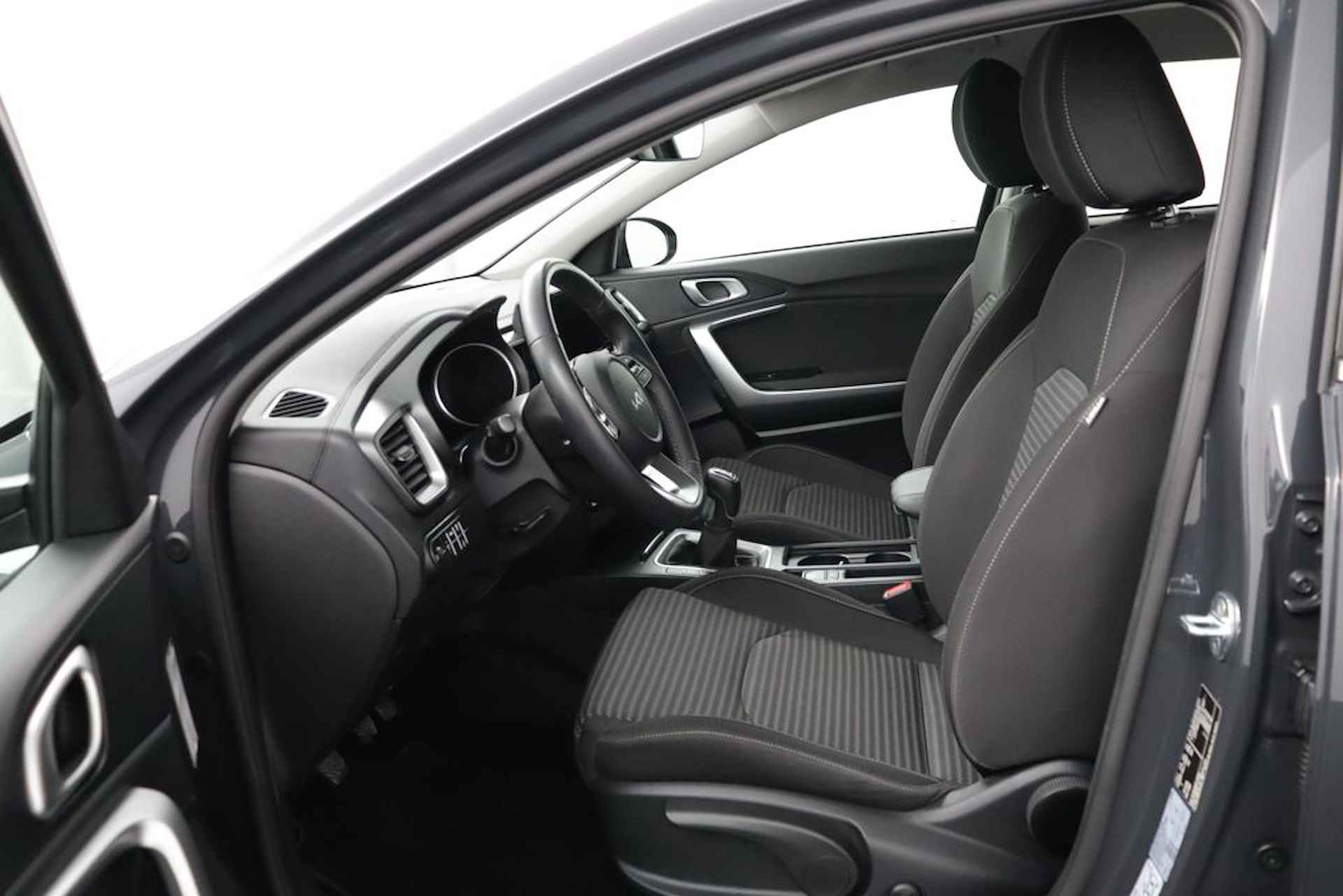 Kia Ceed Sportswagon 1.0 T-GDi DynamicLine - Navigatie - Cruise Control - Climate Control - Apple CarPlay / Android Auto - LED - Fabrieksgarantie tot 03-2030 - 18/53