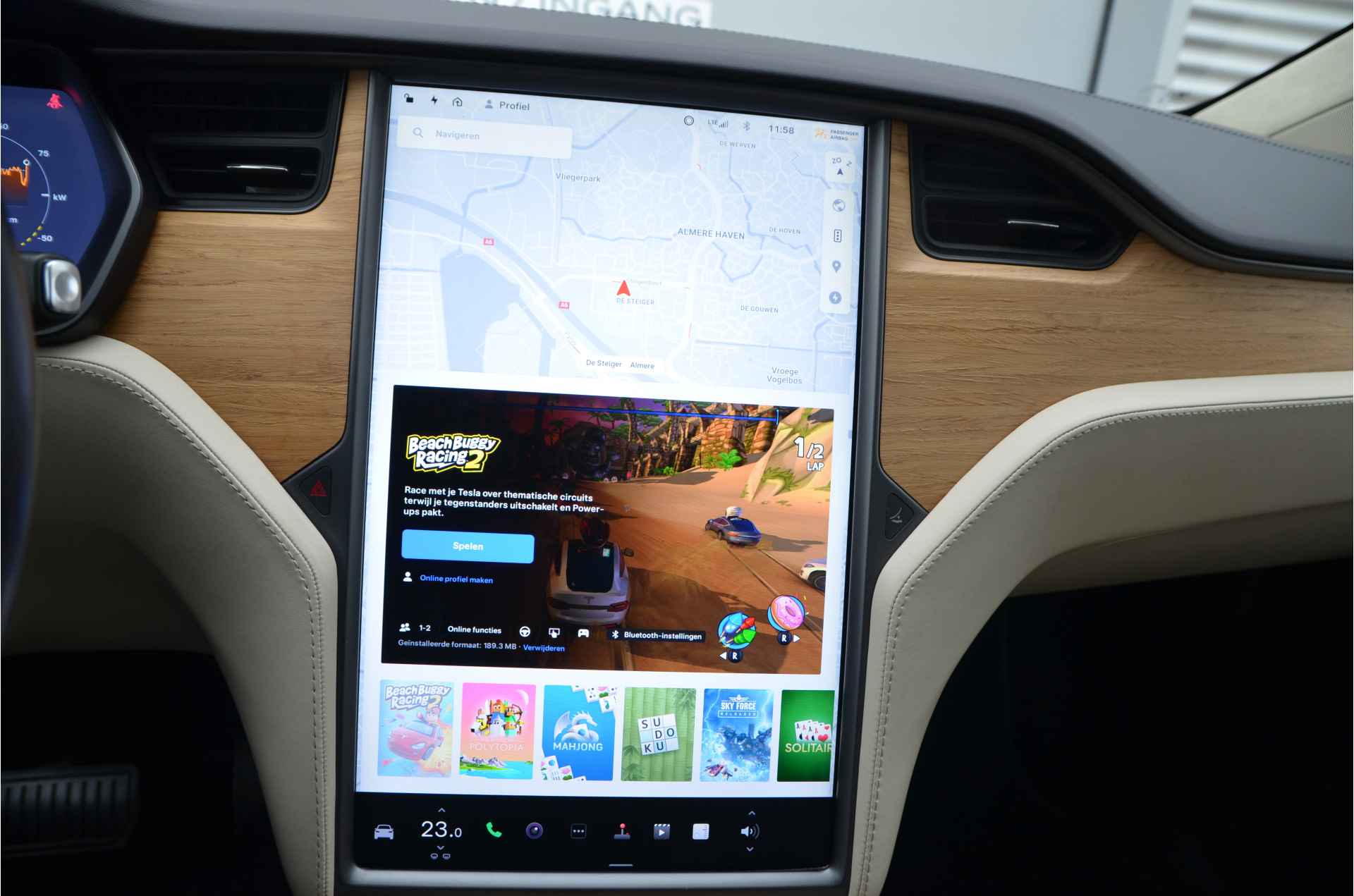 Tesla Model X 100D 6p. Enhanced AutoPilot2.5 - 28/37