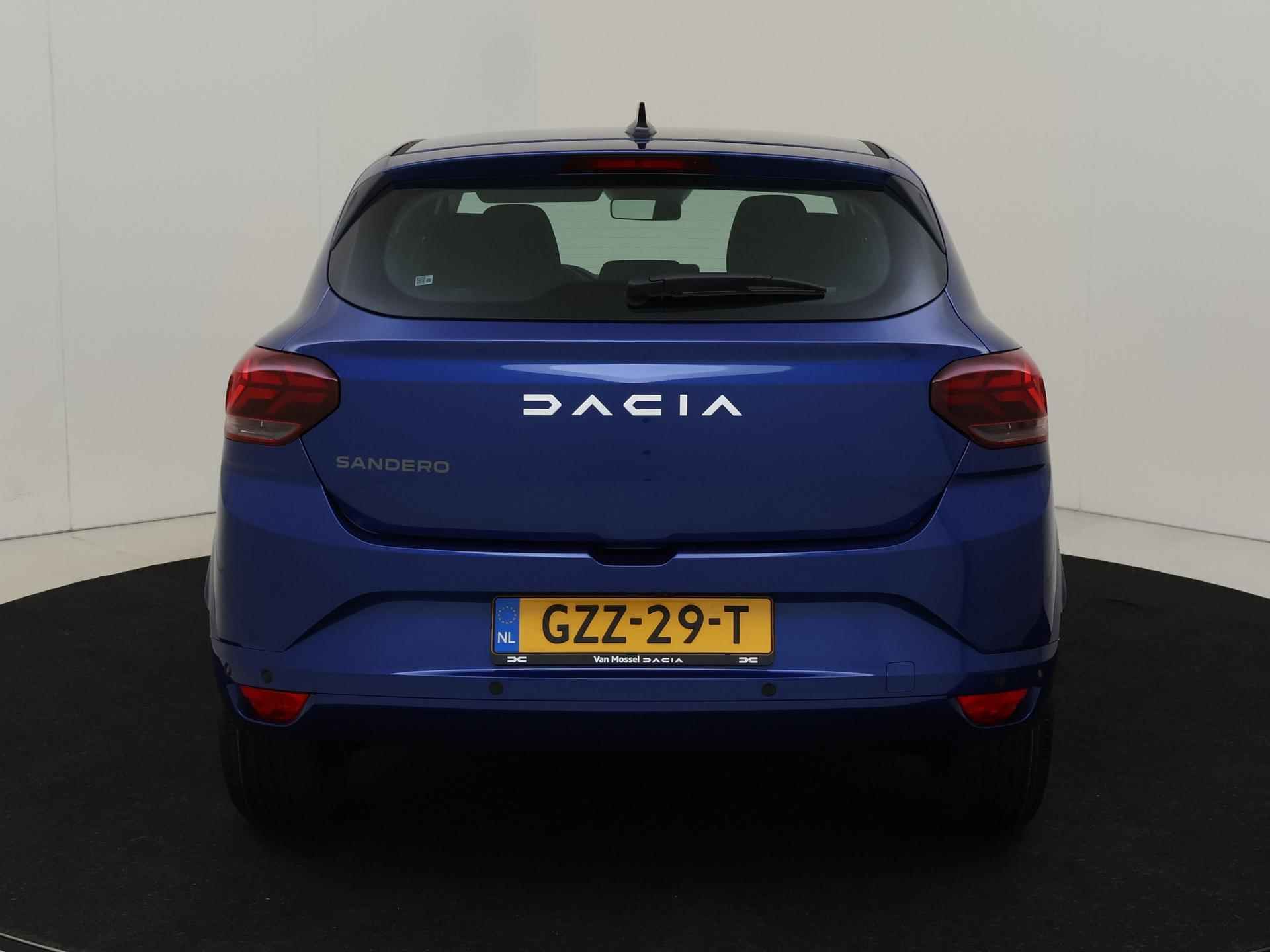 Dacia Sandero 1.0 TCe 90 PK Expression Navigatie / Climate Control / Cruise Control / Parkeersensoren Voor  en Achter / Camera Achter / Apple Carplay & Android Auto - 4/26