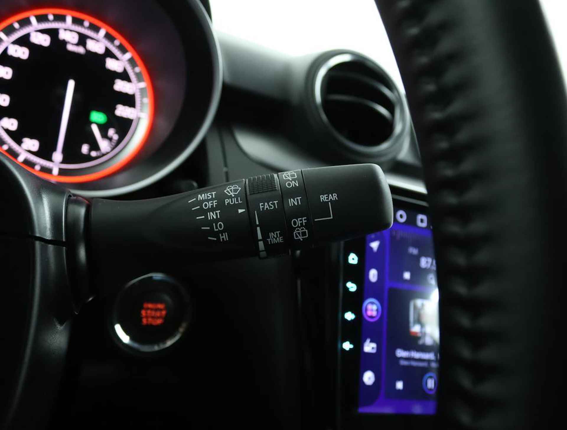 Suzuki Swift 1.2 AllGrip Style Smart Hybrid | Navigatie | Parkeersensoren voor+achter | Climate Control | Camera achter | - 31/51