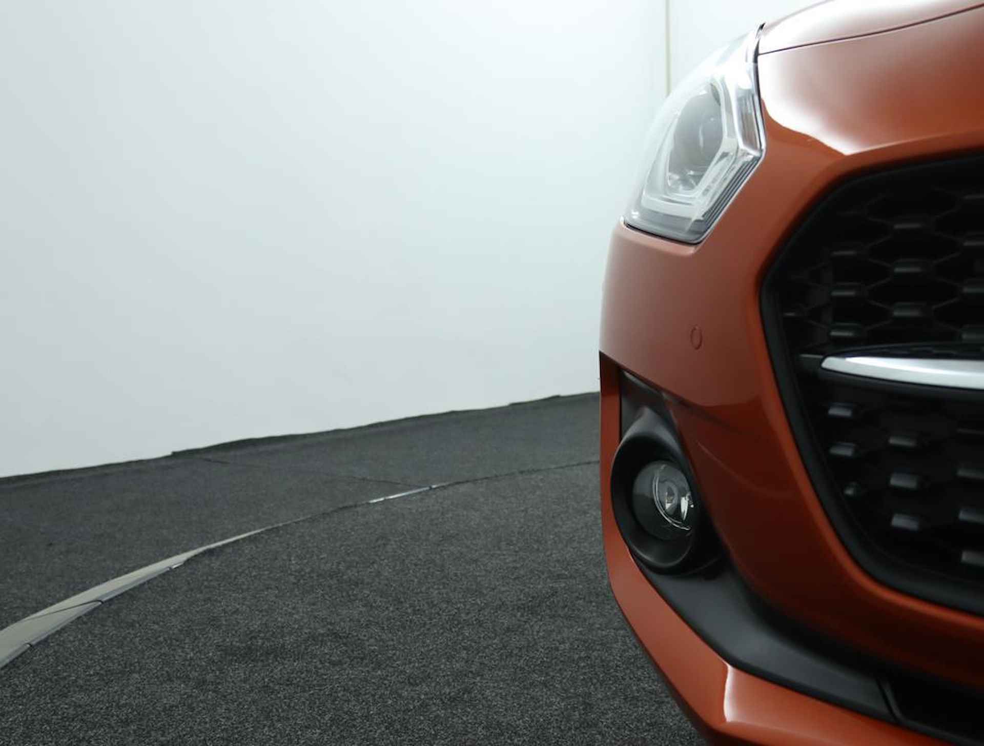 Suzuki Swift 1.2 AllGrip Style Smart Hybrid | Navigatie | Parkeersensoren voor+achter | Climate Control | Camera achter | - 43/51