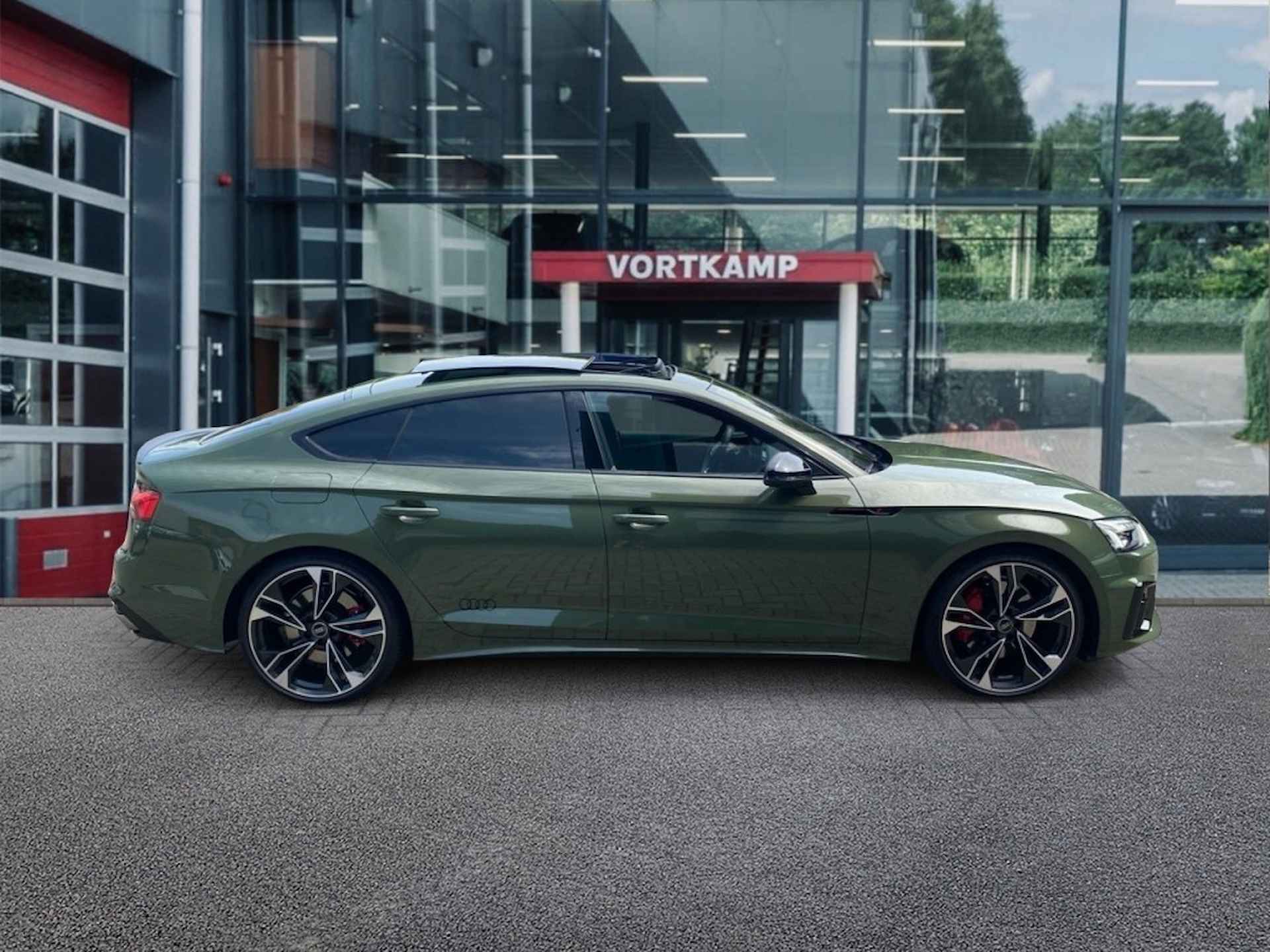 AUDI A5 45 TFSI QUATTRO S LINE Competition EDITION PANO-DAK/LASER-LIGHT/ - 4/30