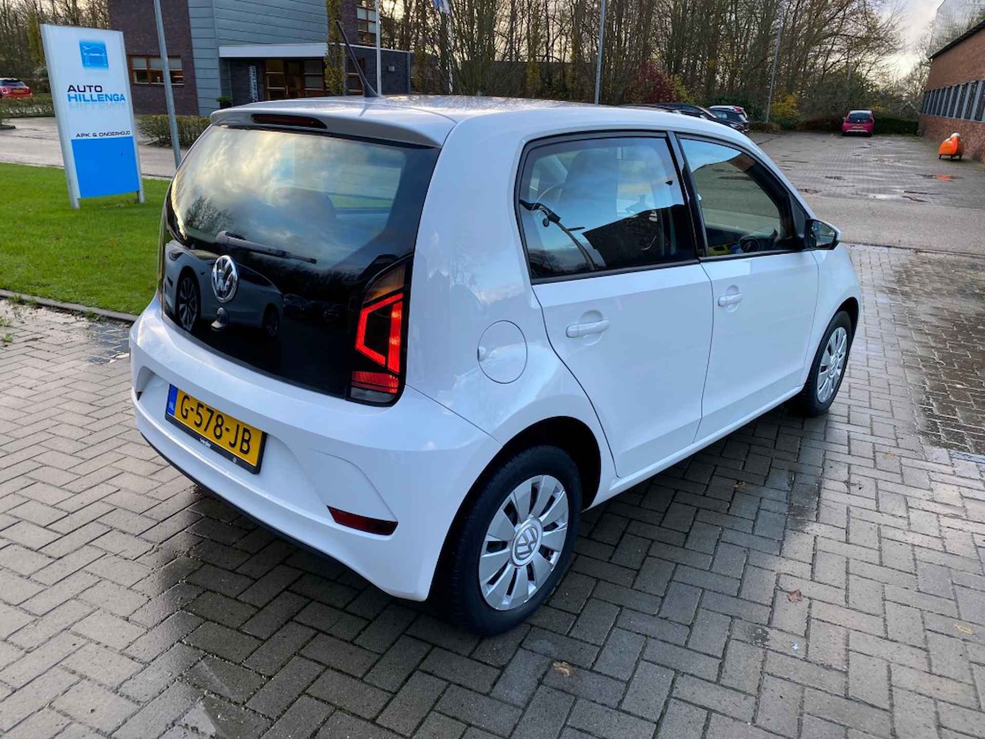 VOLKSWAGEN Up 1.0 BMT move up! - 3/13