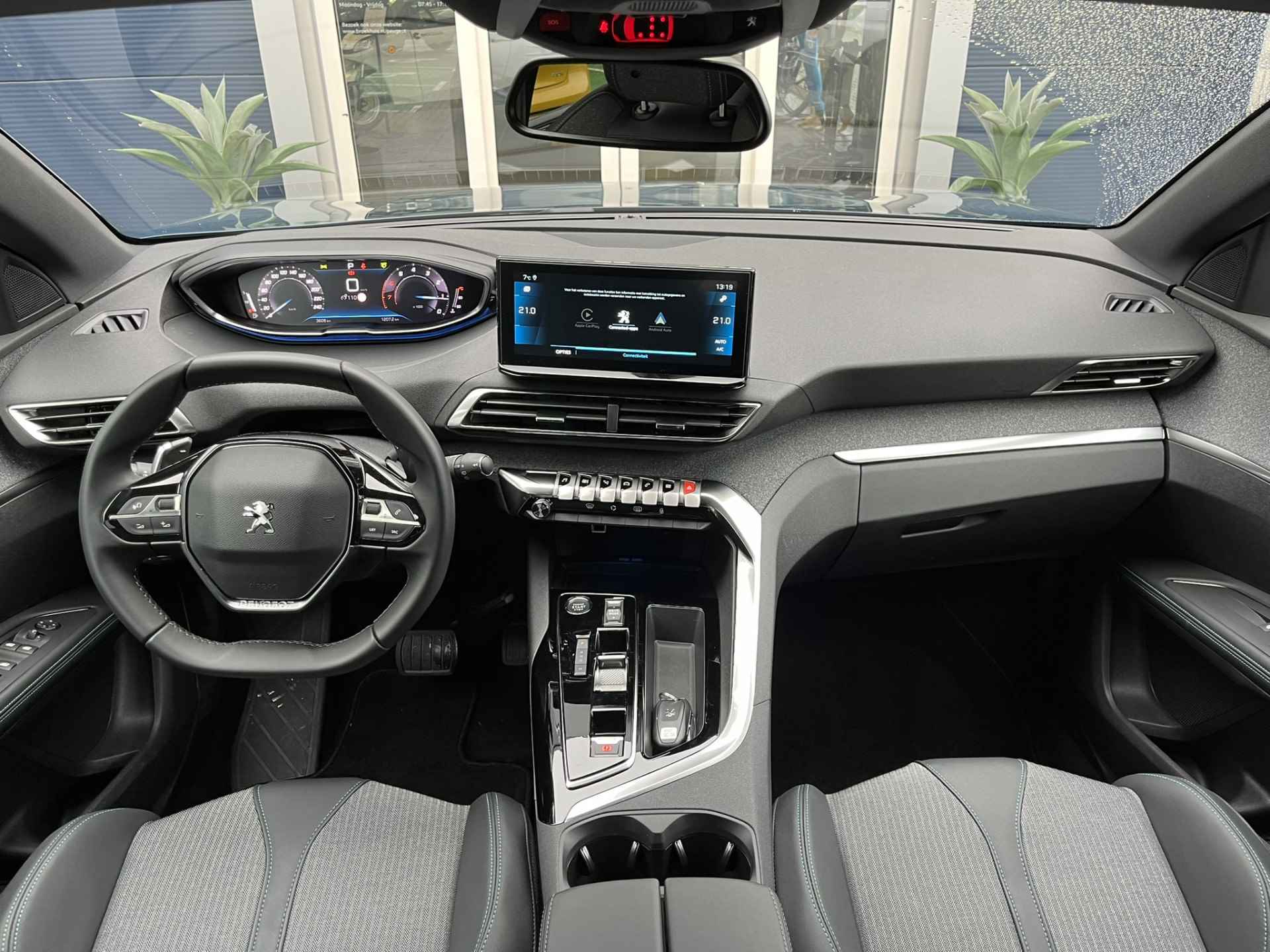 Peugeot 5008 1.2 130PK Allure | Elek.Klep | Camera | 7 Persoons | Navigatie | Carplay | Parkeersensoren | Keyless | Getint glas | Cruise | Clima | Bluetooth | - 3/44