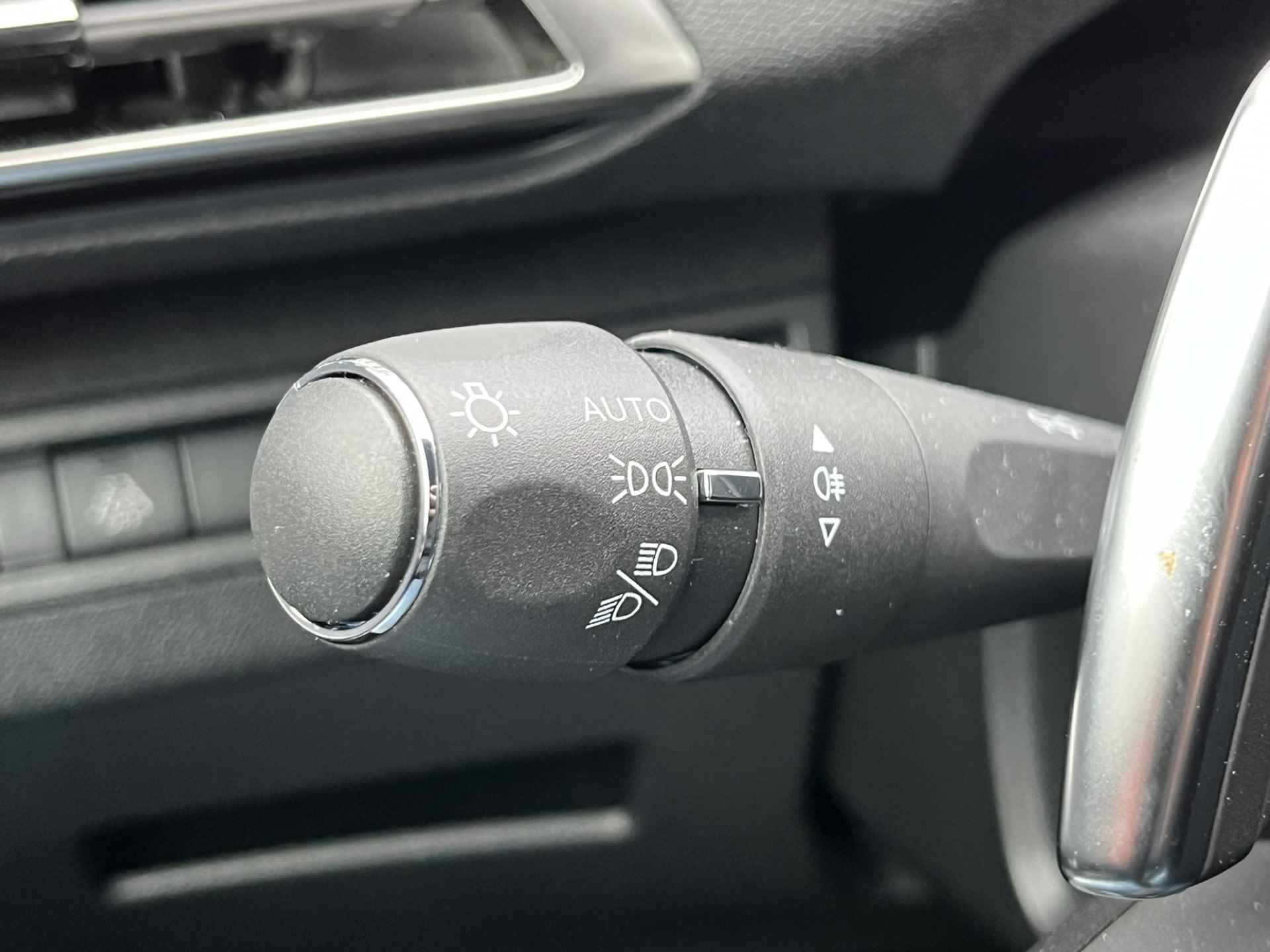 Peugeot 5008 1.2 130PK Allure | Elek.Klep | Camera | 7 Persoons | Navigatie | Carplay | Parkeersensoren | Keyless | Getint glas | Cruise | Clima | Bluetooth | - 17/44