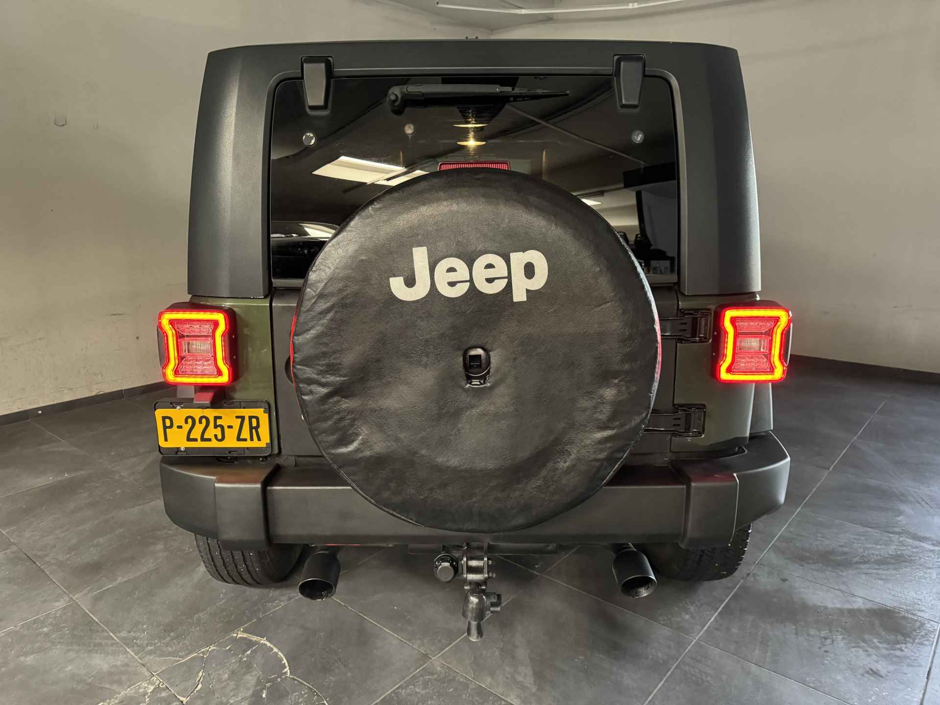 Jeep Wrangler Unlimited 3.8 High Sport✅Airco✅Cruise Control✅Achteruitrijcamera✅Trekhaak✅DAB✅Bluetooth✅ - 29/79