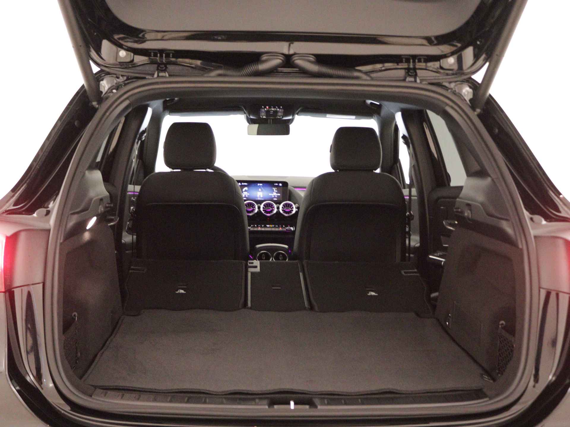 Mercedes-Benz EQA 250+ Business Edition 71 kWh | Trekhaak | Business Plus pakket | Warmtewerend, donkergetint glas achterin | KEYLESS-GO comfort pakket | Parkeerpakket met 360°-camera | Dodehoekassistent | - 33/38