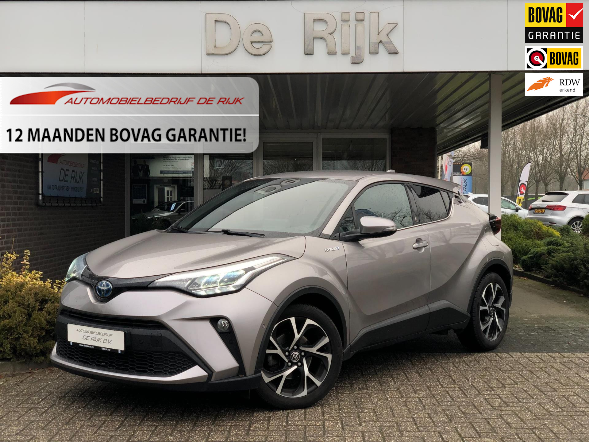 Toyota C-HR 2.0 Hybrid | Carplay, Camera, Stoel+Stuurverw., Park Ass., Climate, Lane Assist, Dodehoek |