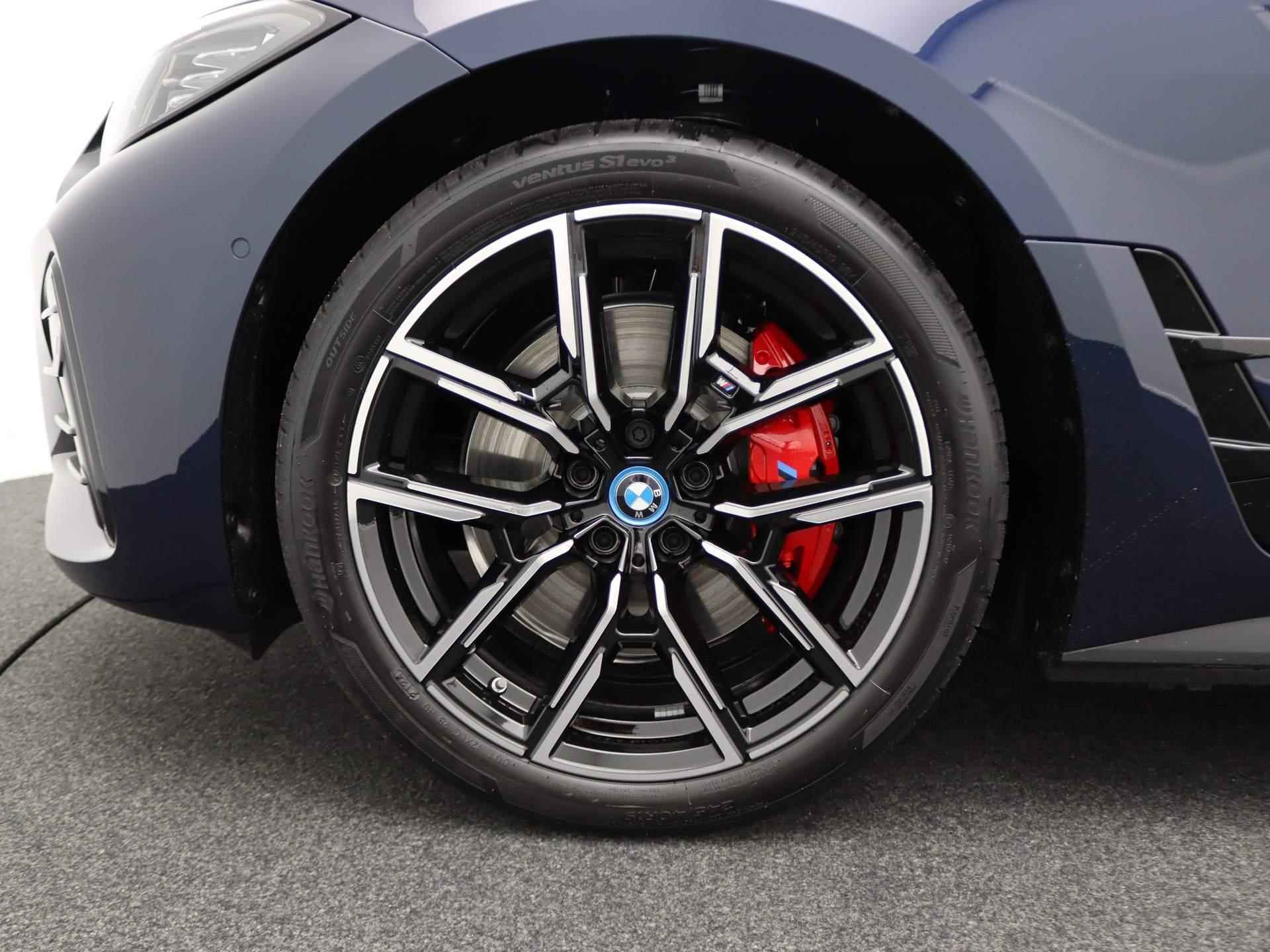 BMW i4 eDrive35 High Executive | M Sportpakket Pro | Safety Pack | Schuifdak | Active Cruise Control | Harman Kardon | 19'' - 8/32