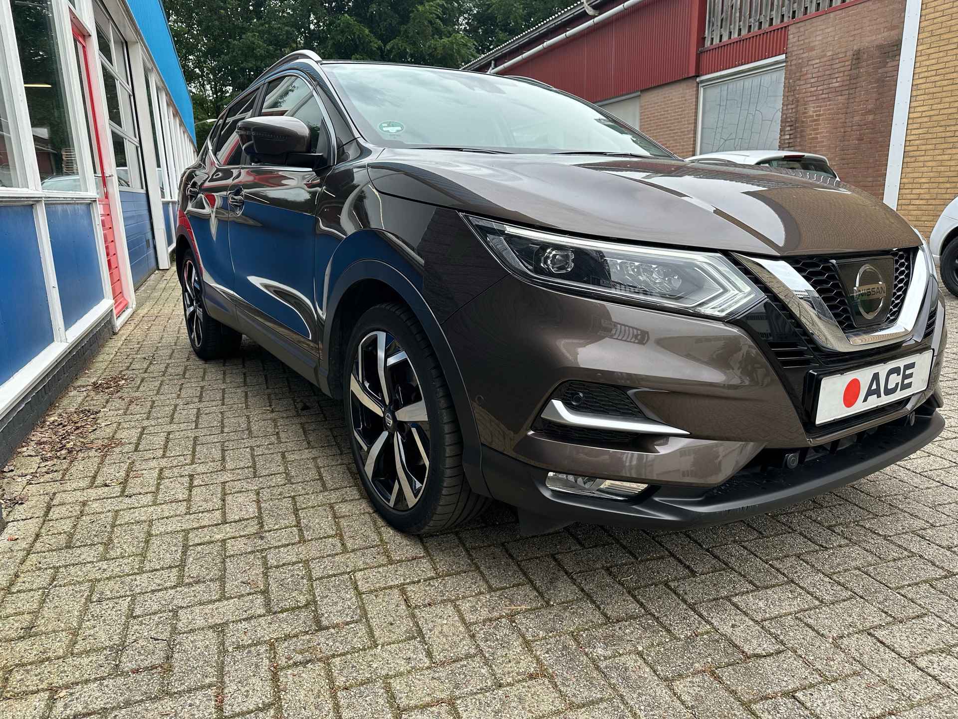 Nissan QASHQAI 1,6 Tekna - 3/4