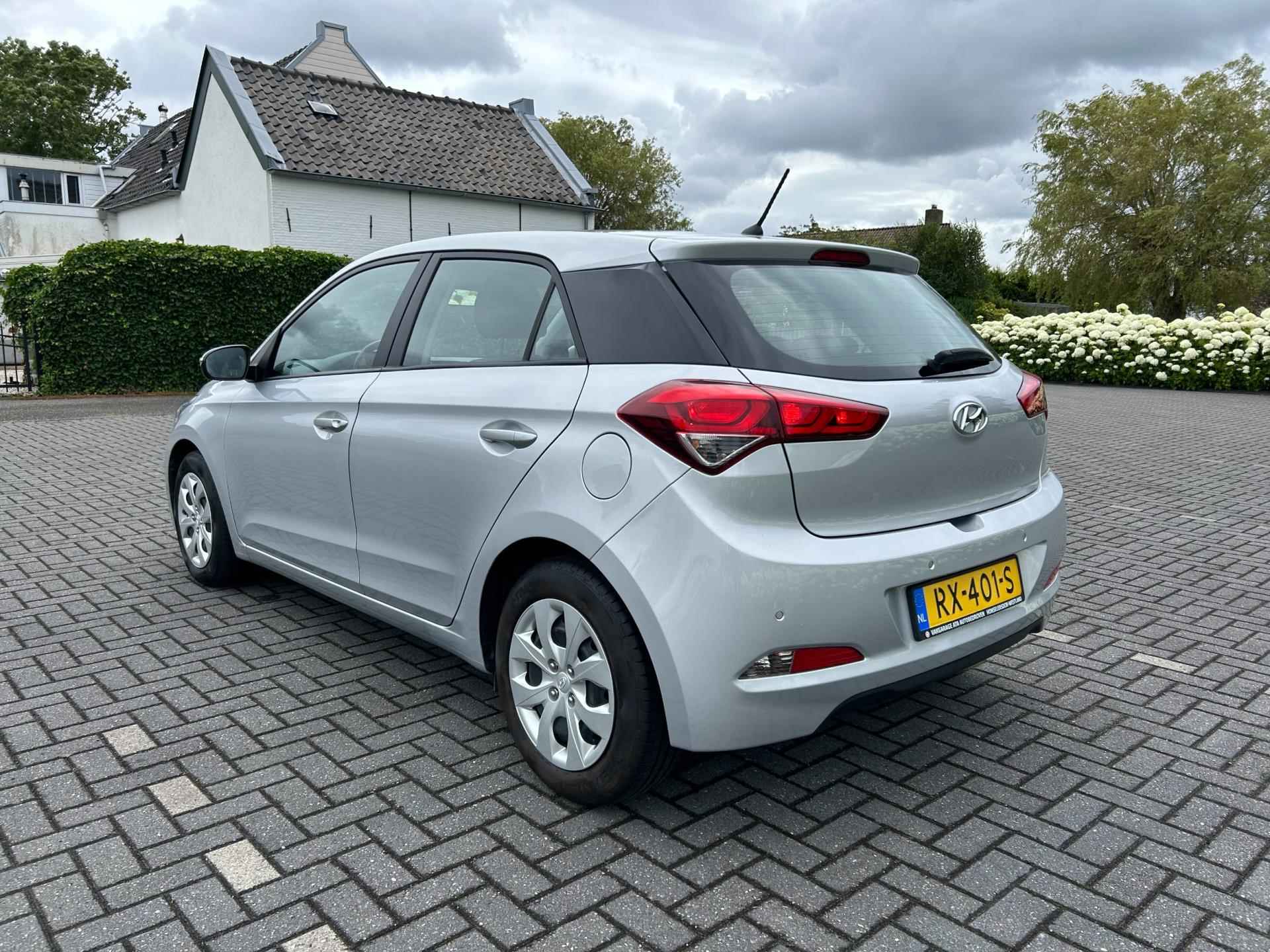 Hyundai I20 1.0 T-GDI i-Motion | Airco | Cruise control | Bluetooth | - 13/23