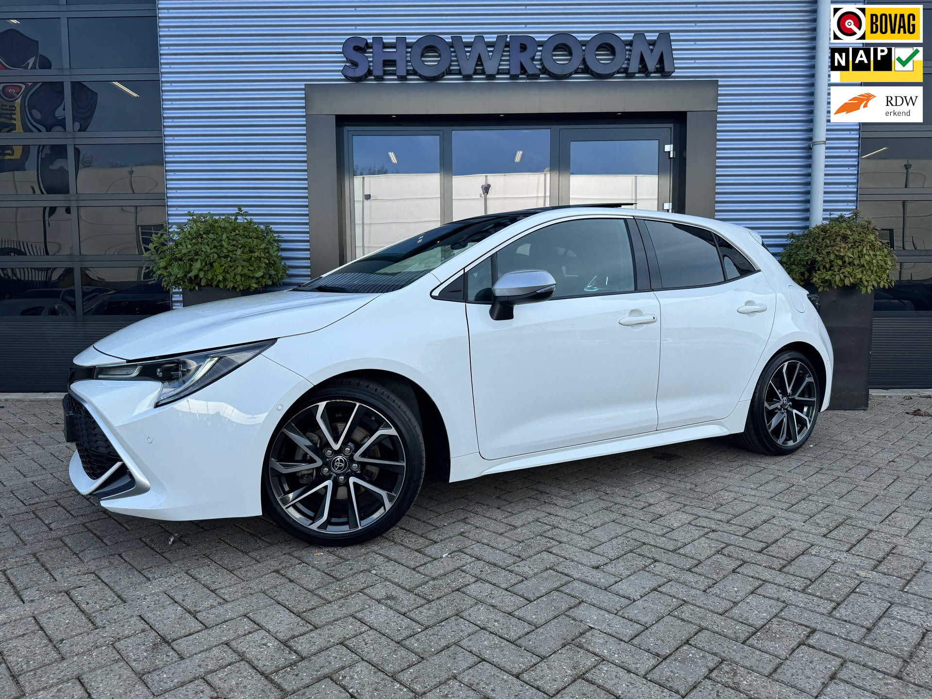 Toyota Corolla 2.0 Hybrid Premium Automaat|217PK|Leder|HeadUp|Camera|Navi