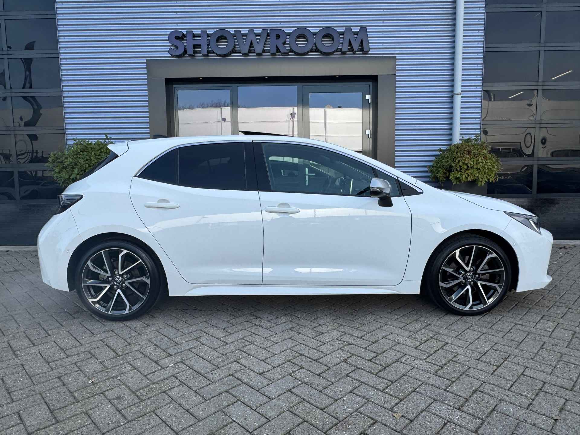 Toyota Corolla 2.0 Hybrid Premium Automaat|217PK|Leder|HeadUp|Camera|Navi - 11/45