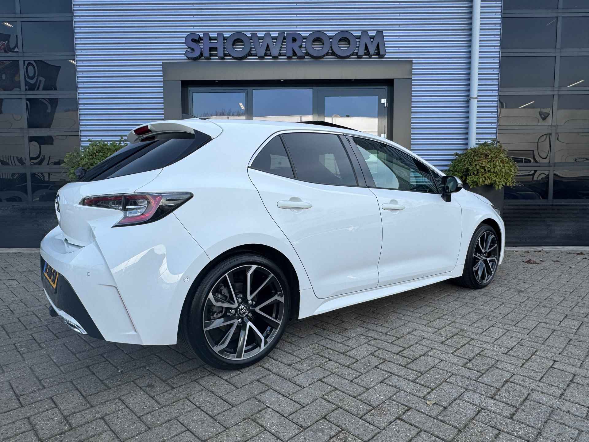 Toyota Corolla 2.0 Hybrid Premium Automaat|217PK|Leder|HeadUp|Camera|Navi - 12/45