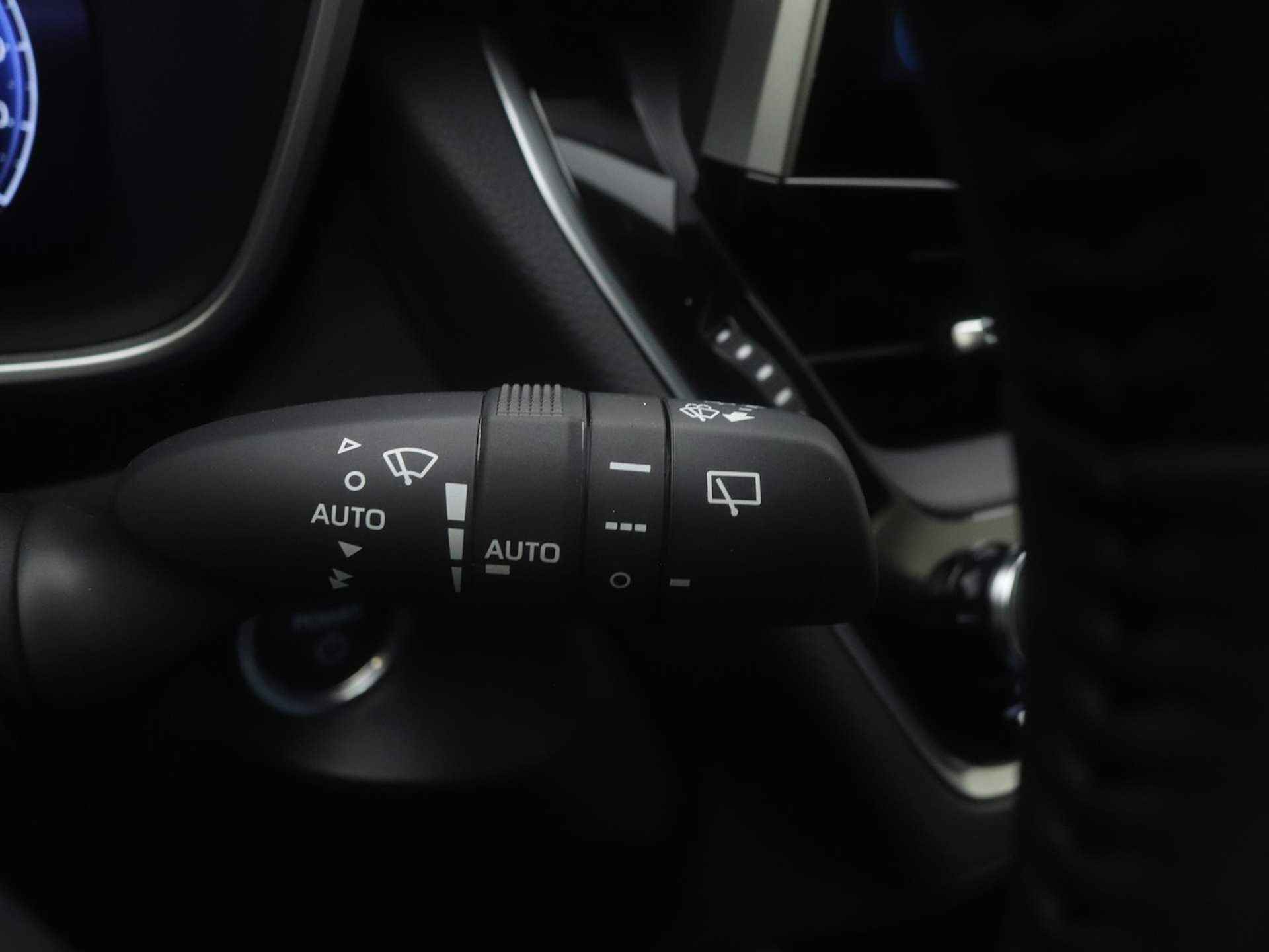 Toyota Corolla Cross Hybrid 140 Dynamic | Apple CarPlay | Camera | LED | - 24/44