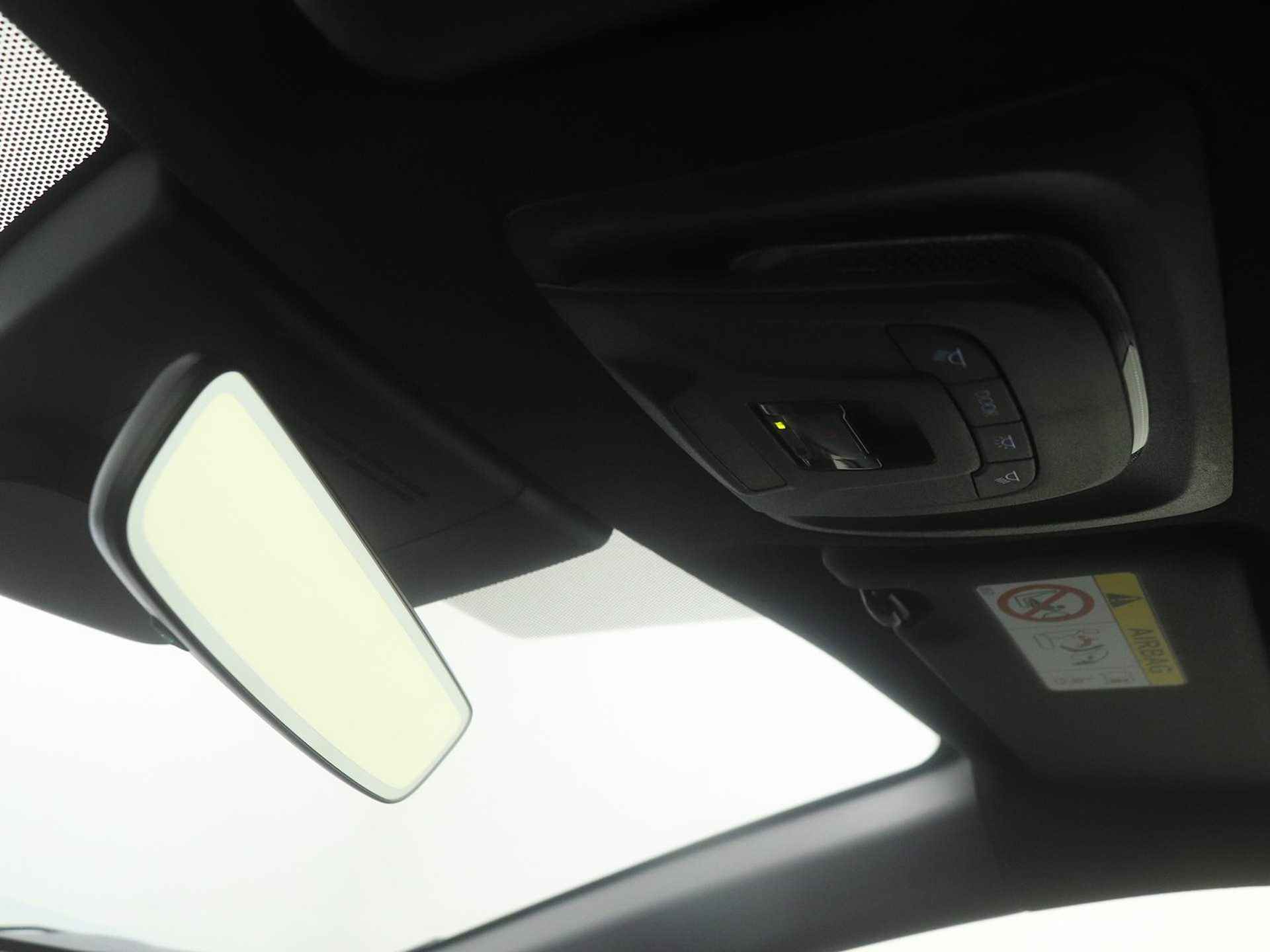 Toyota Corolla Cross Hybrid 140 Dynamic | Apple CarPlay | Camera | LED | - 31/44