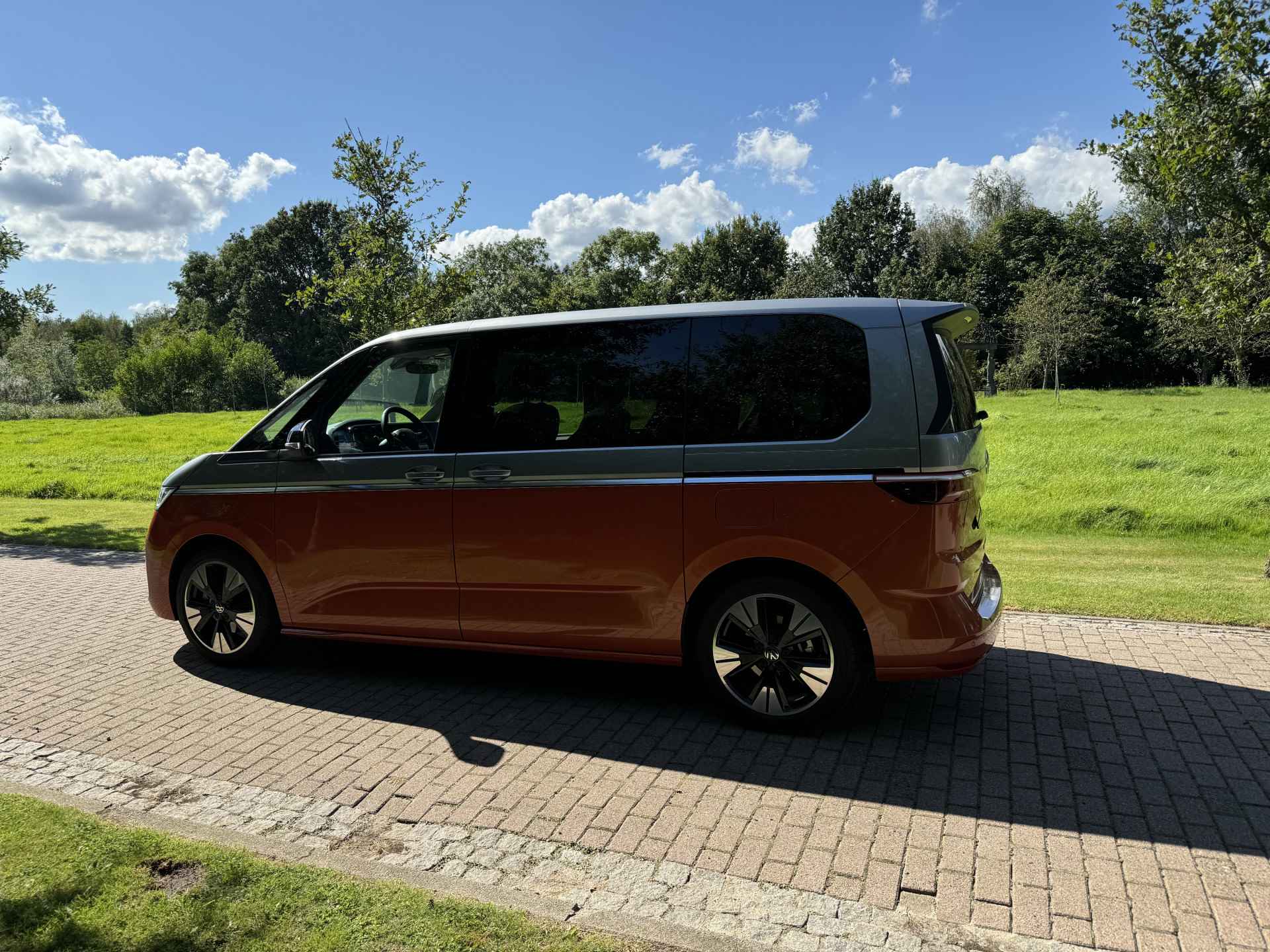 Volkswagen Multivan 1.4 eHybrid L2H1 Style Pano, Trekhaak, Top Pakket, Harmen Kardon, Vol. - 8/31