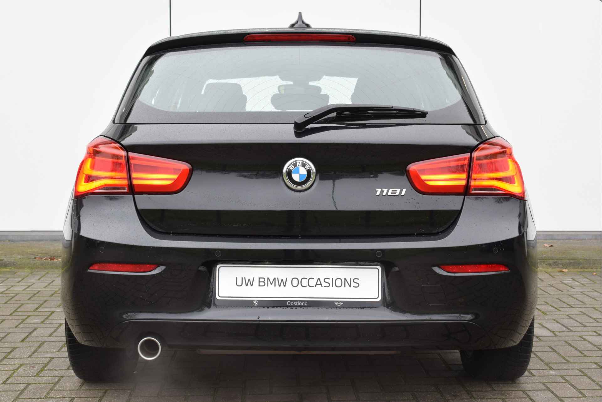 BMW 1-serie 118i Executive Automaat / Sportstoelen / LED / Navigatie / Cruise Control / Multifunctioneel stuurwiel - 9/23