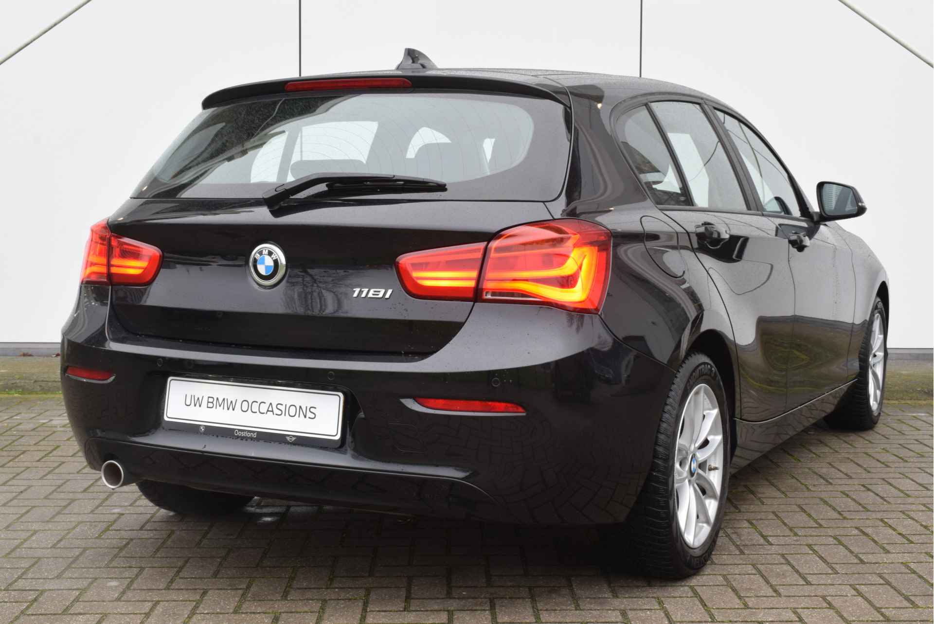 BMW 1-serie 118i Executive Automaat / Sportstoelen / LED / Navigatie / Cruise Control / Multifunctioneel stuurwiel - 10/23