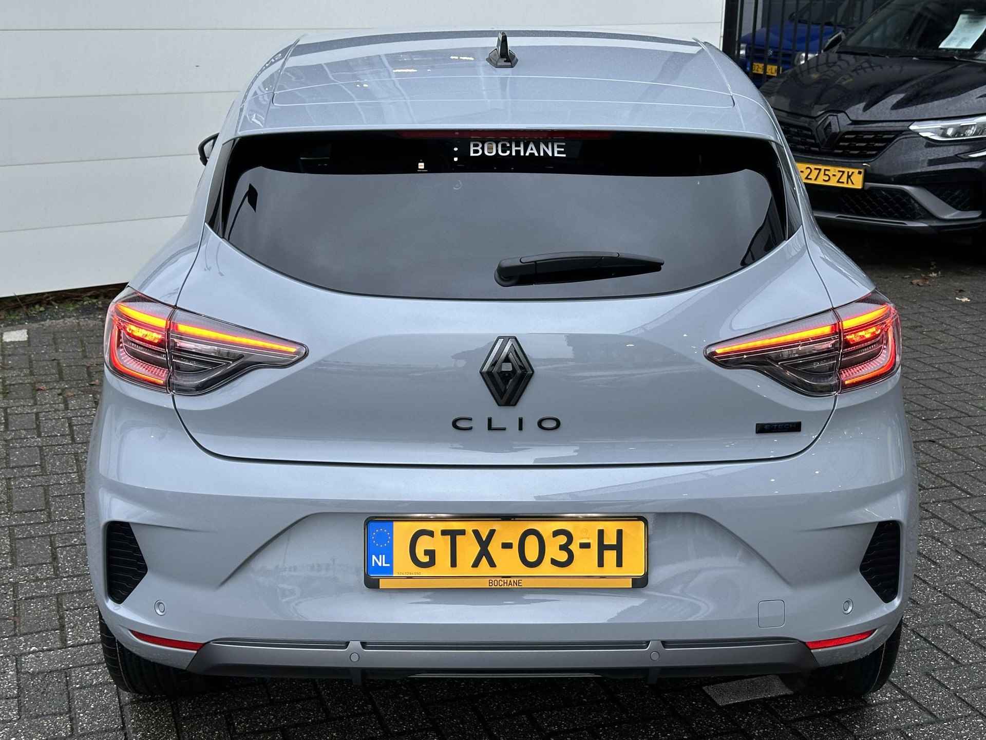 Renault Clio 1.6 E-Tech Full Hybrid 145 Esprit Alpine | 360° Rondomzichtcamera | Stoelverwarming | Bose Audio - 15/36