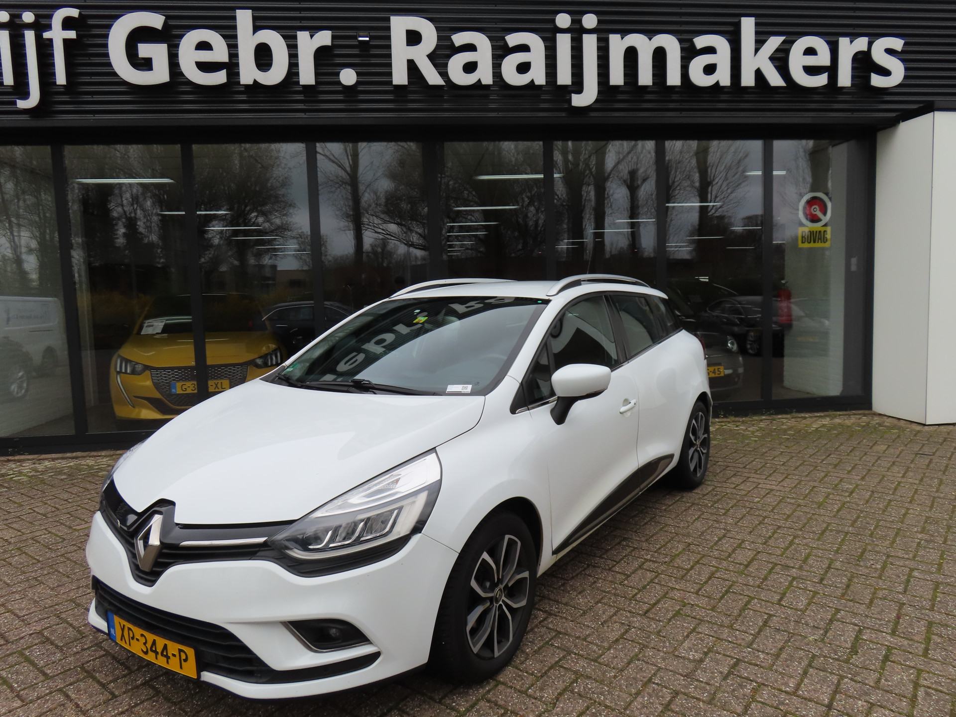 Renault Clio Estate 0.9 TCe Intens*ECC*NAVI* bij viaBOVAG.nl