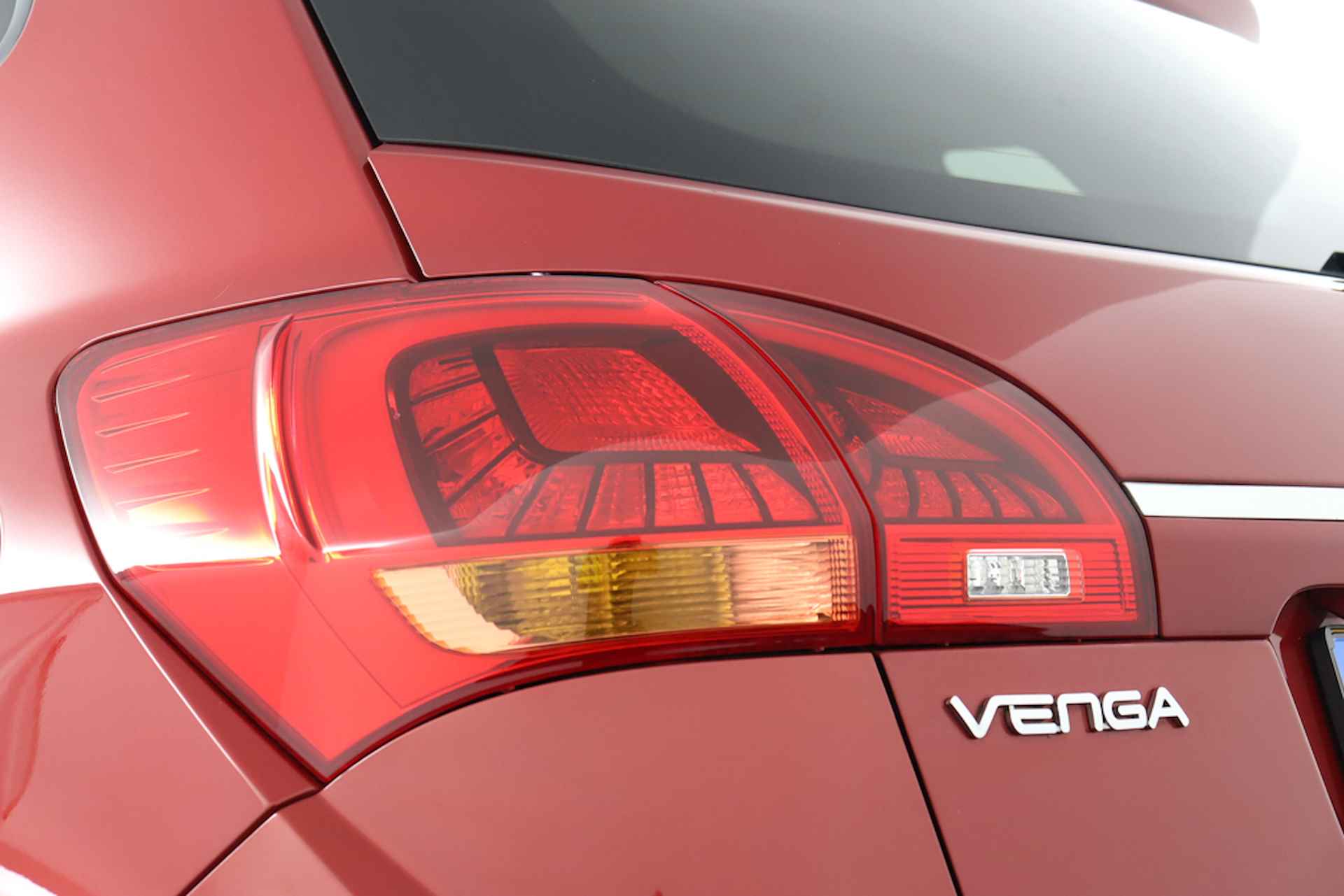 Kia Venga 1.4 CVVT DYNAMICPLUSLINE ECC/CRUISE/NAV/CAMERA/PARK.SENS/MIST.LAMP/LMV - 9/42